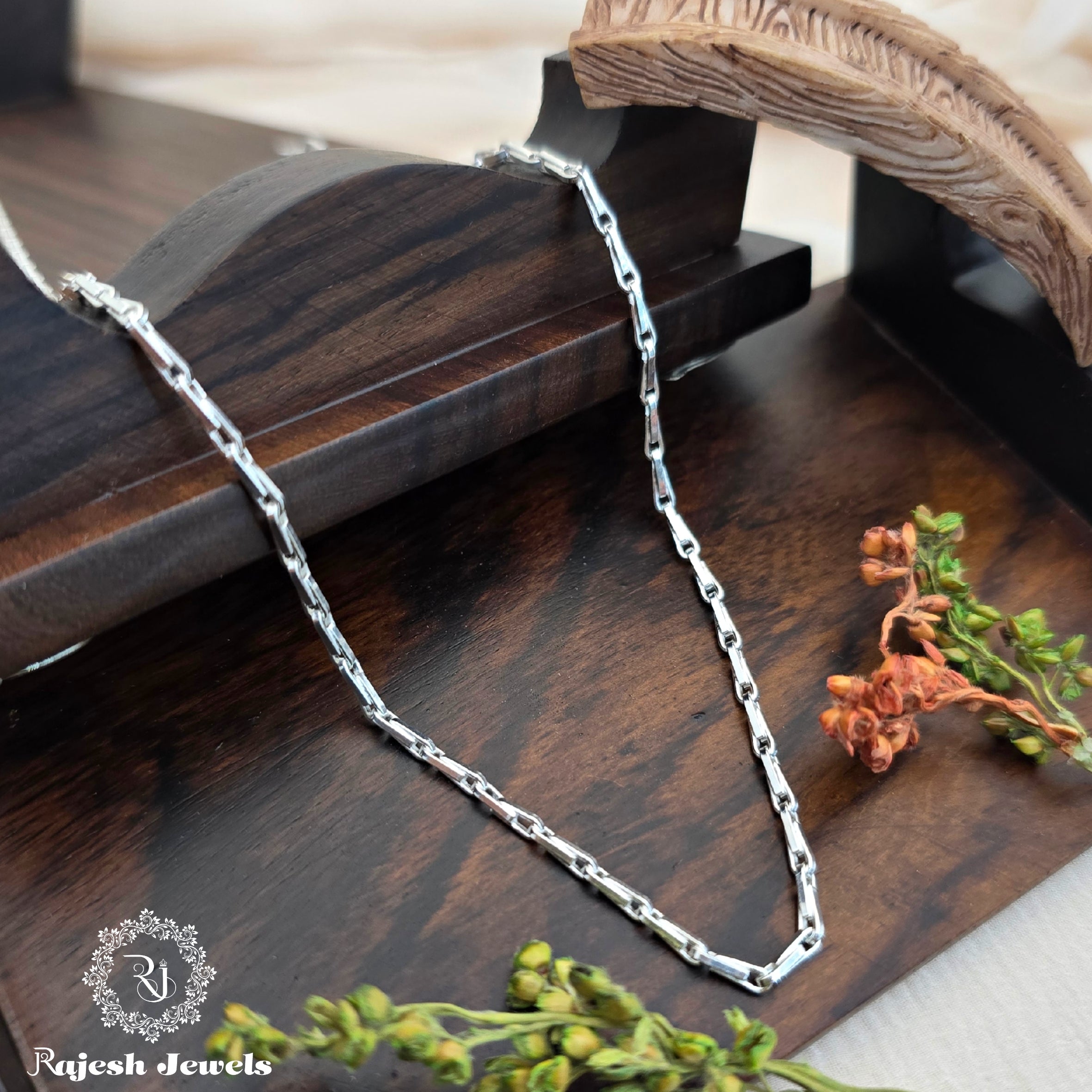 Bracketed Sterling Silver Ladies Neckchain