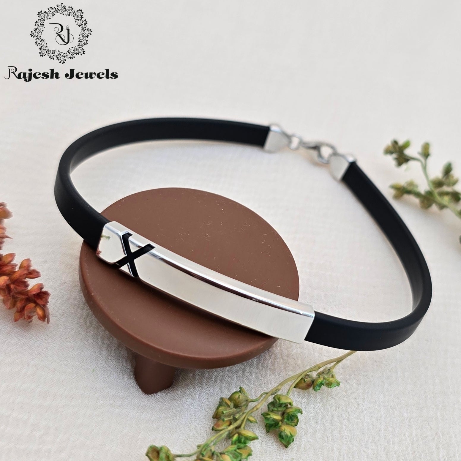 Flamboyant Black Silicon Silver Bracelet