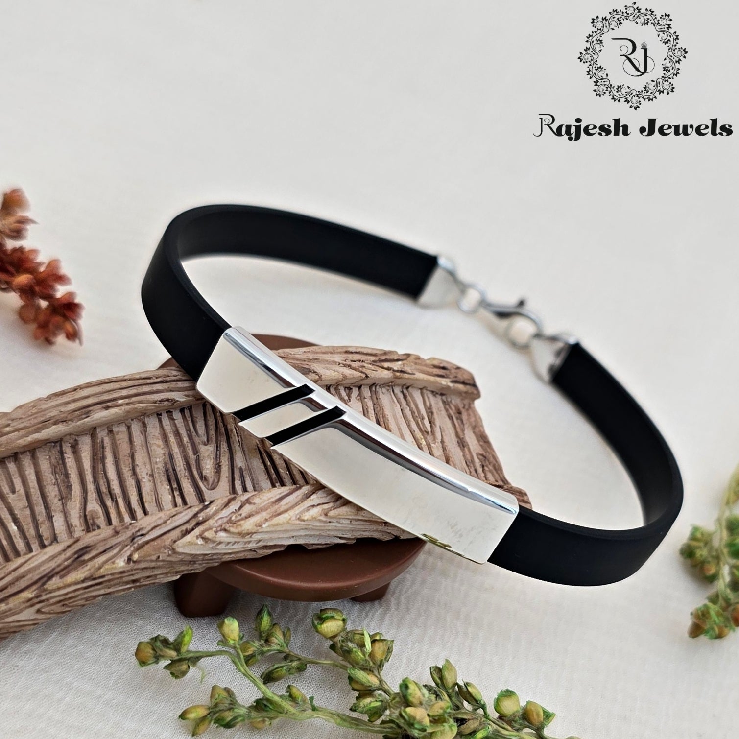 Fabulous Blackbead Silicon Silver Bracelet