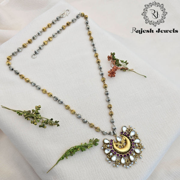 Charming Dual Tone Kundan Neckpiece