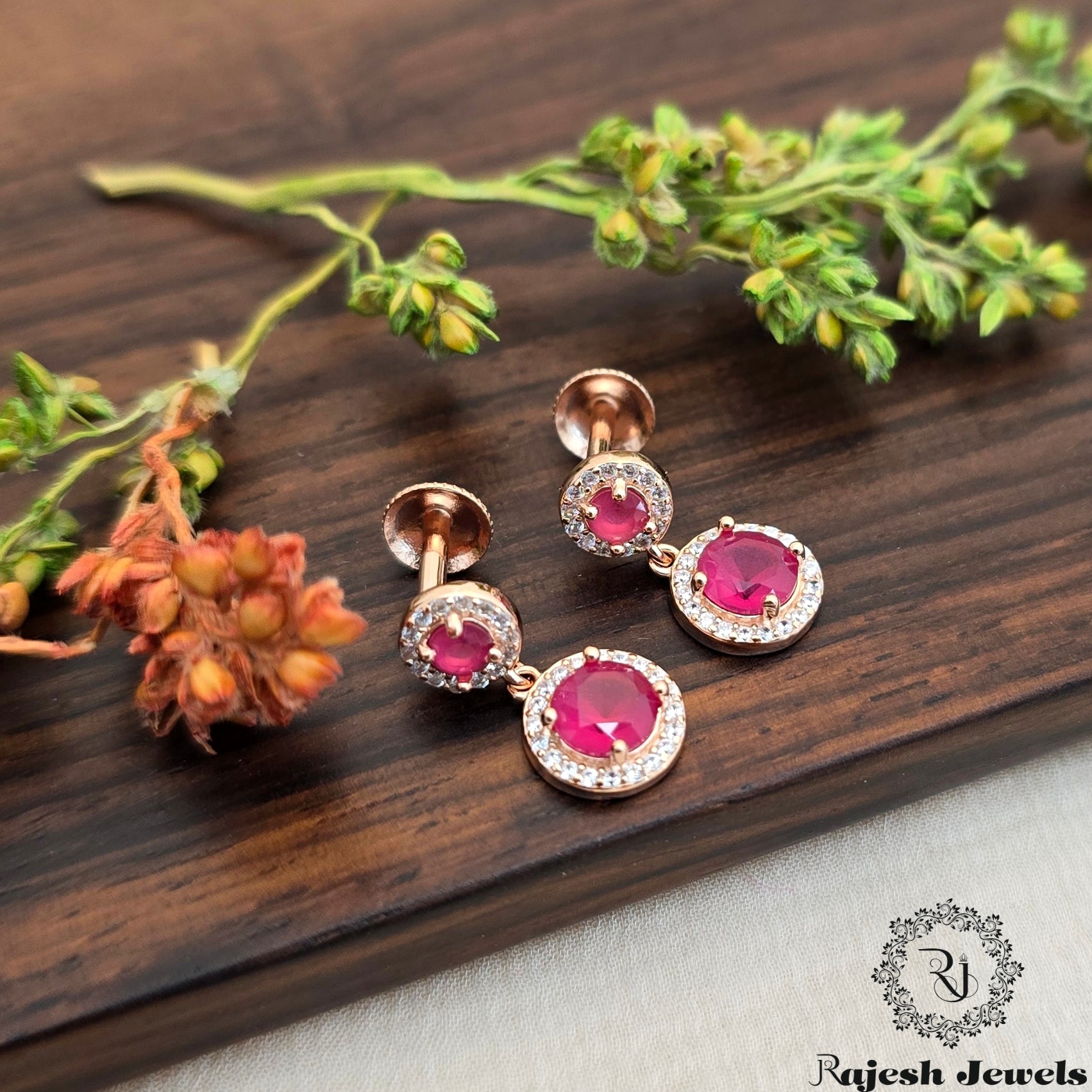 Double Solitaire Cz Rosegold South Screw Studs