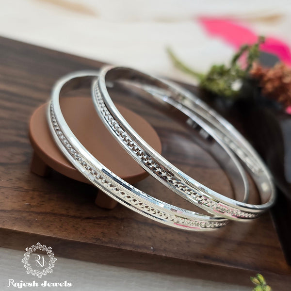 Fabulous Shimmering Plain Bangles