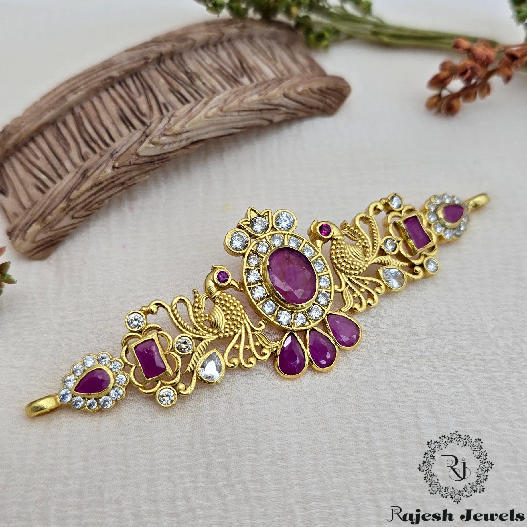 Appealing Silver Gold Plated Choker Neckpiece