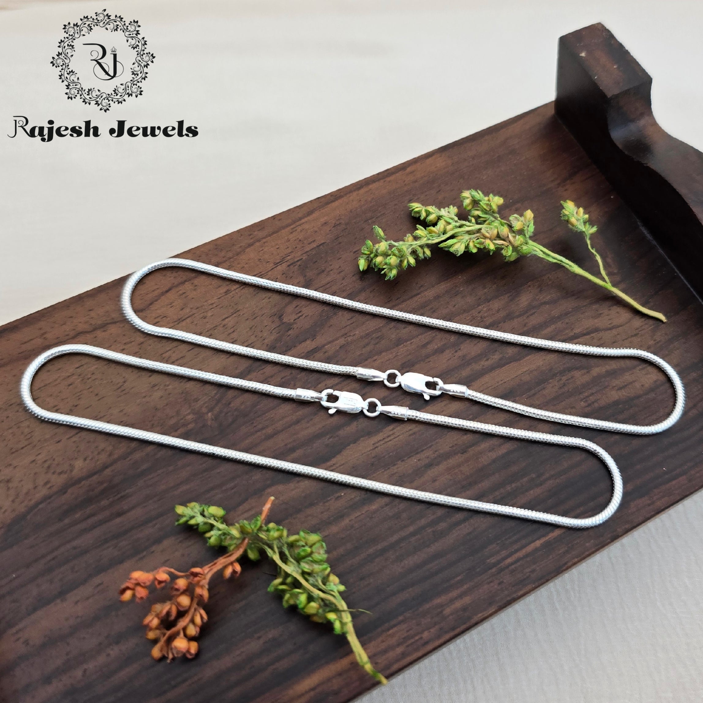Pleasing Snake Chain Silver Anklet