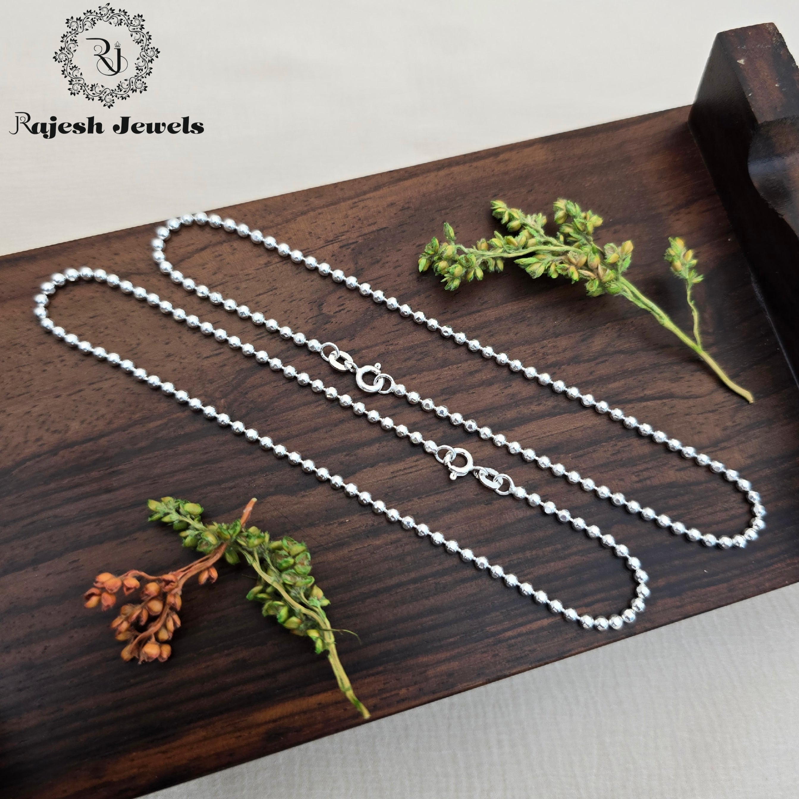 Fascinating Silver Ball Anklet