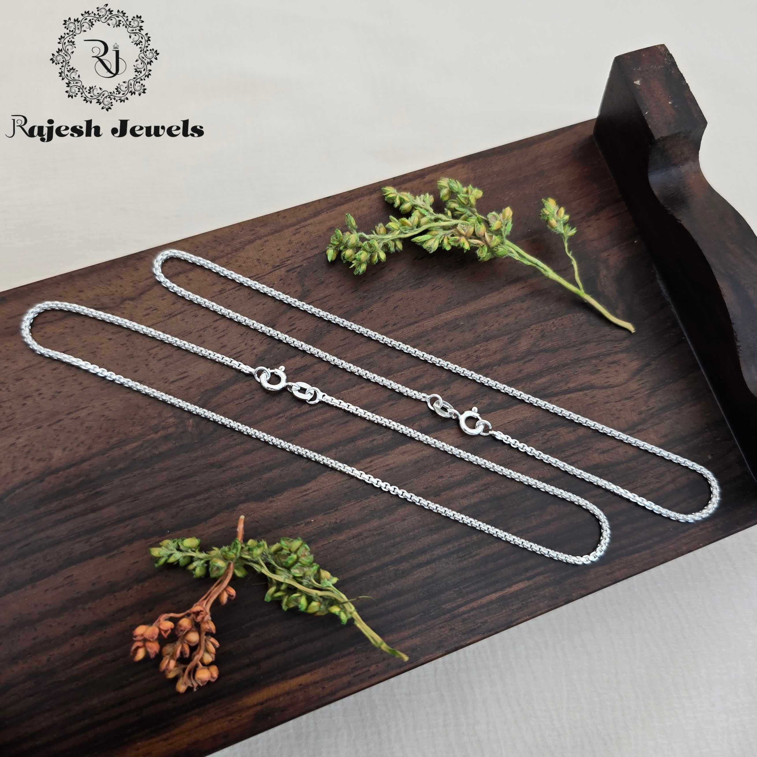 Interlinked Sleek Silver Anklet