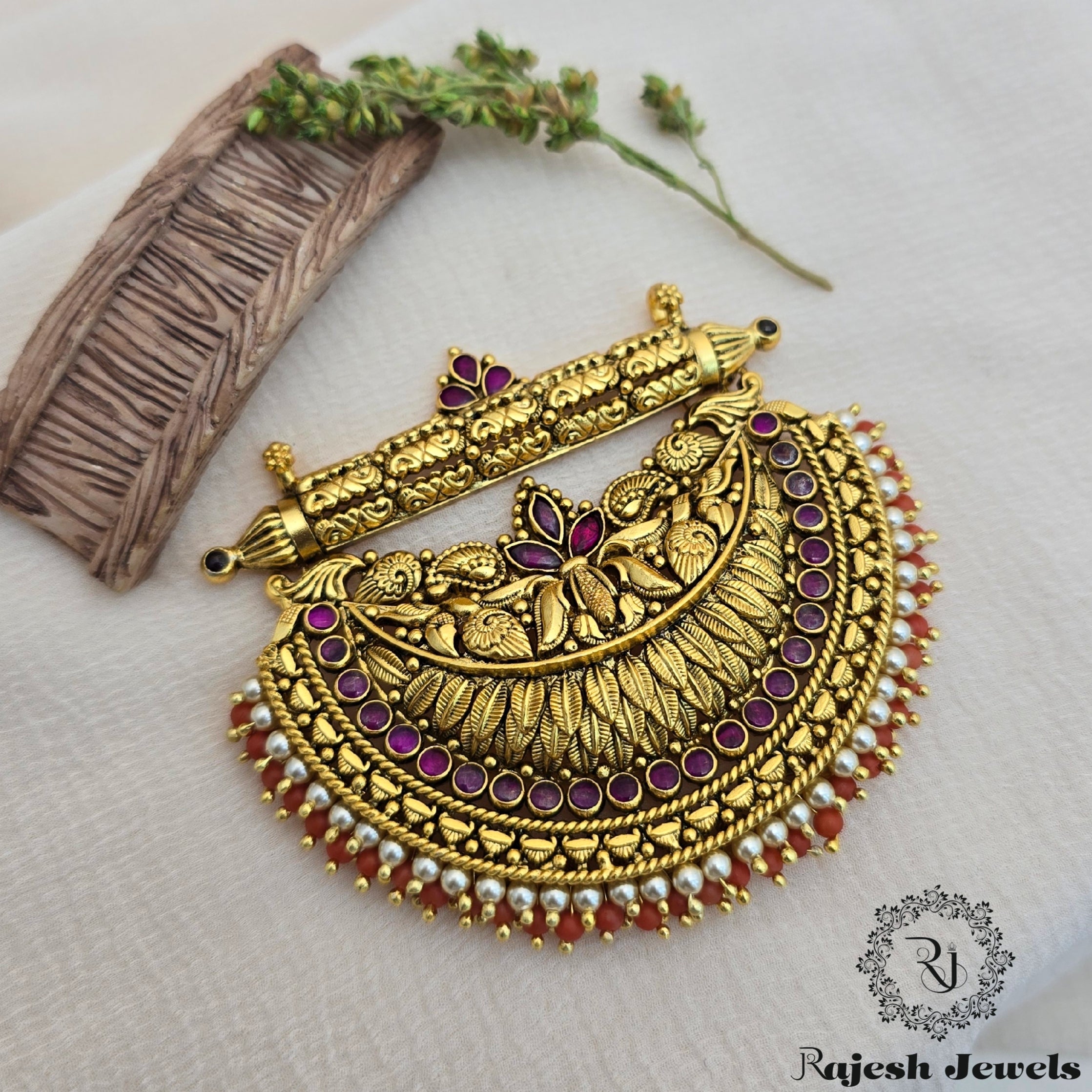 Fabulous Croogi Gold Plated Pendant