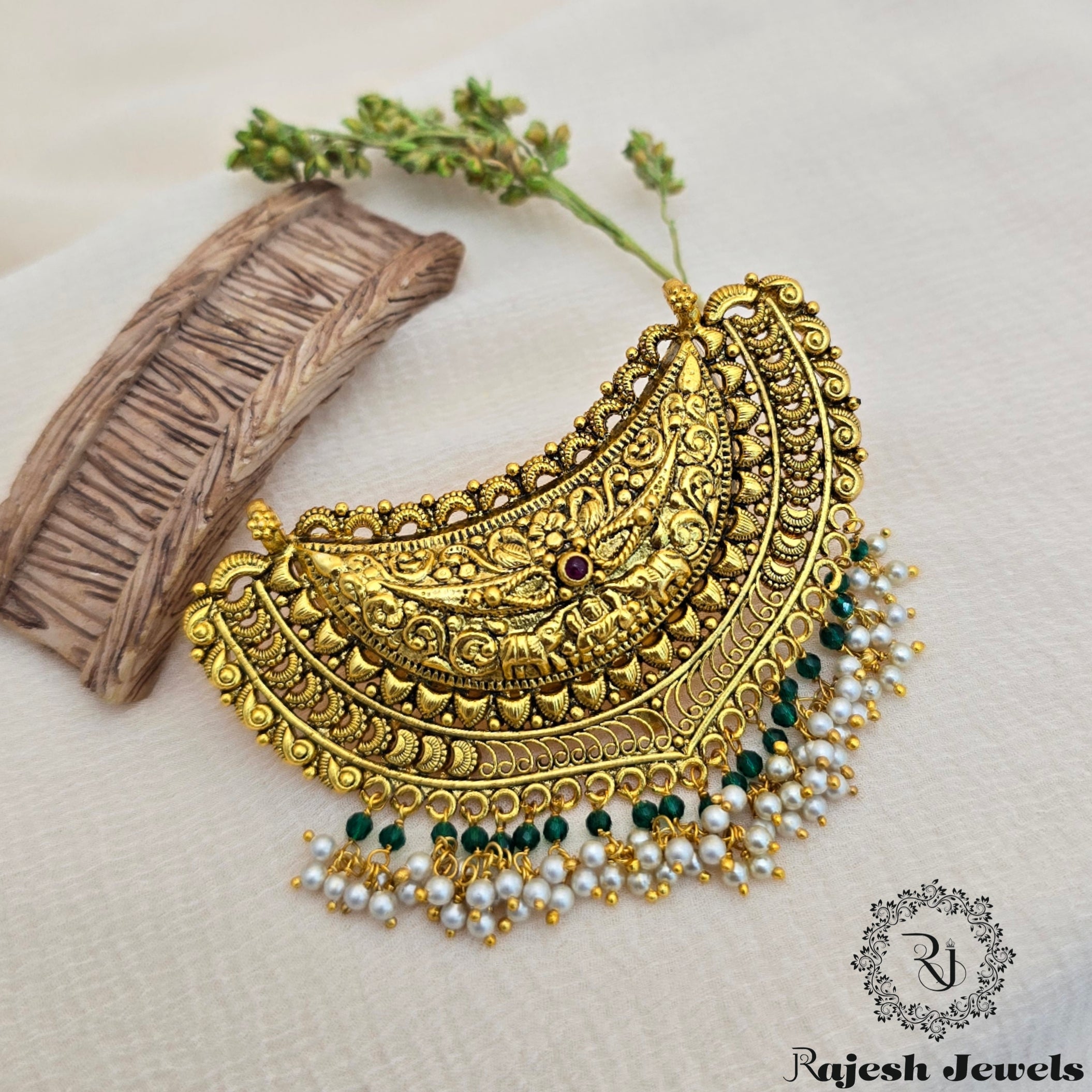 Pleasing Croogi Silver Gold Plated Pendant