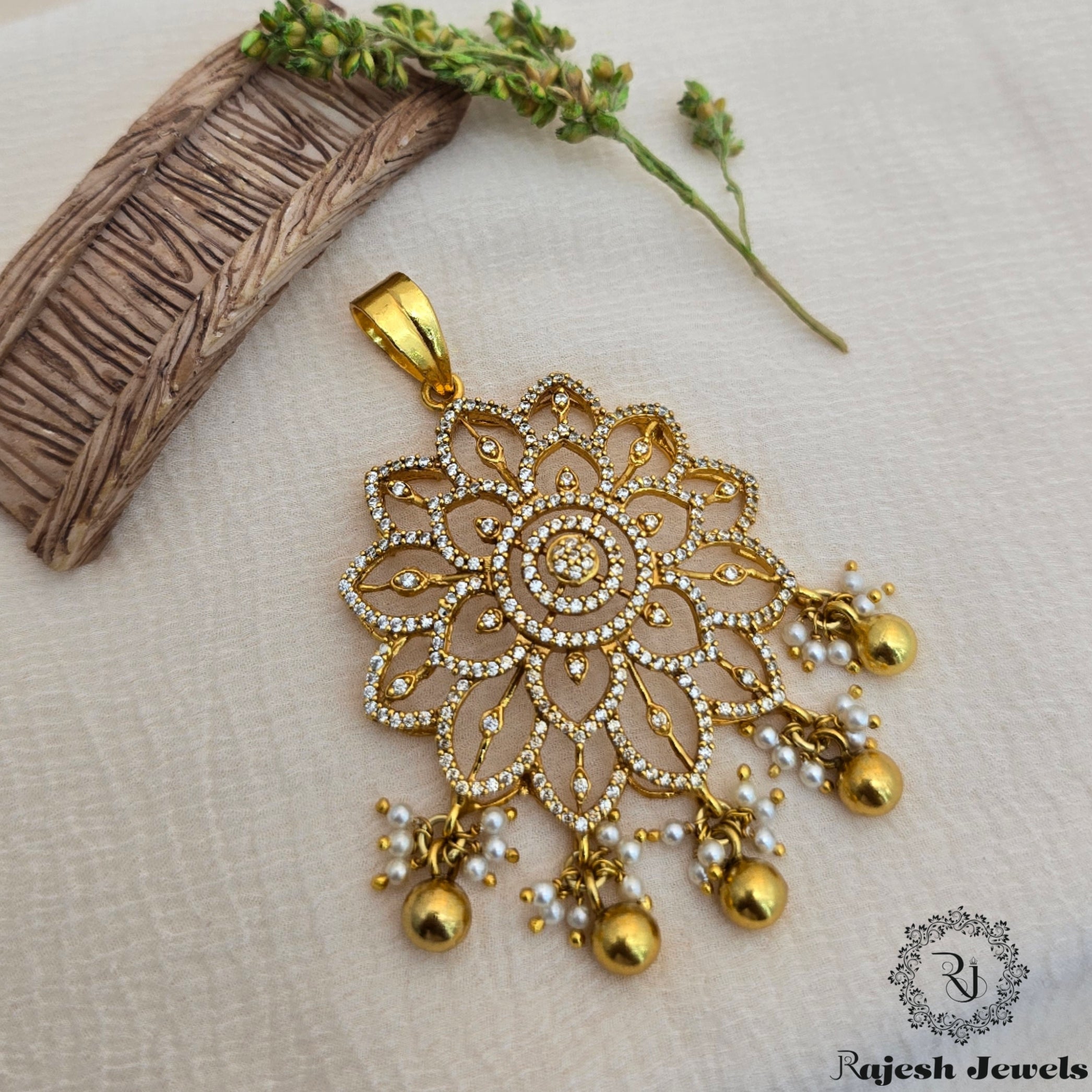 Lavish Filigree Cz Silver Gold Plated Pendant
