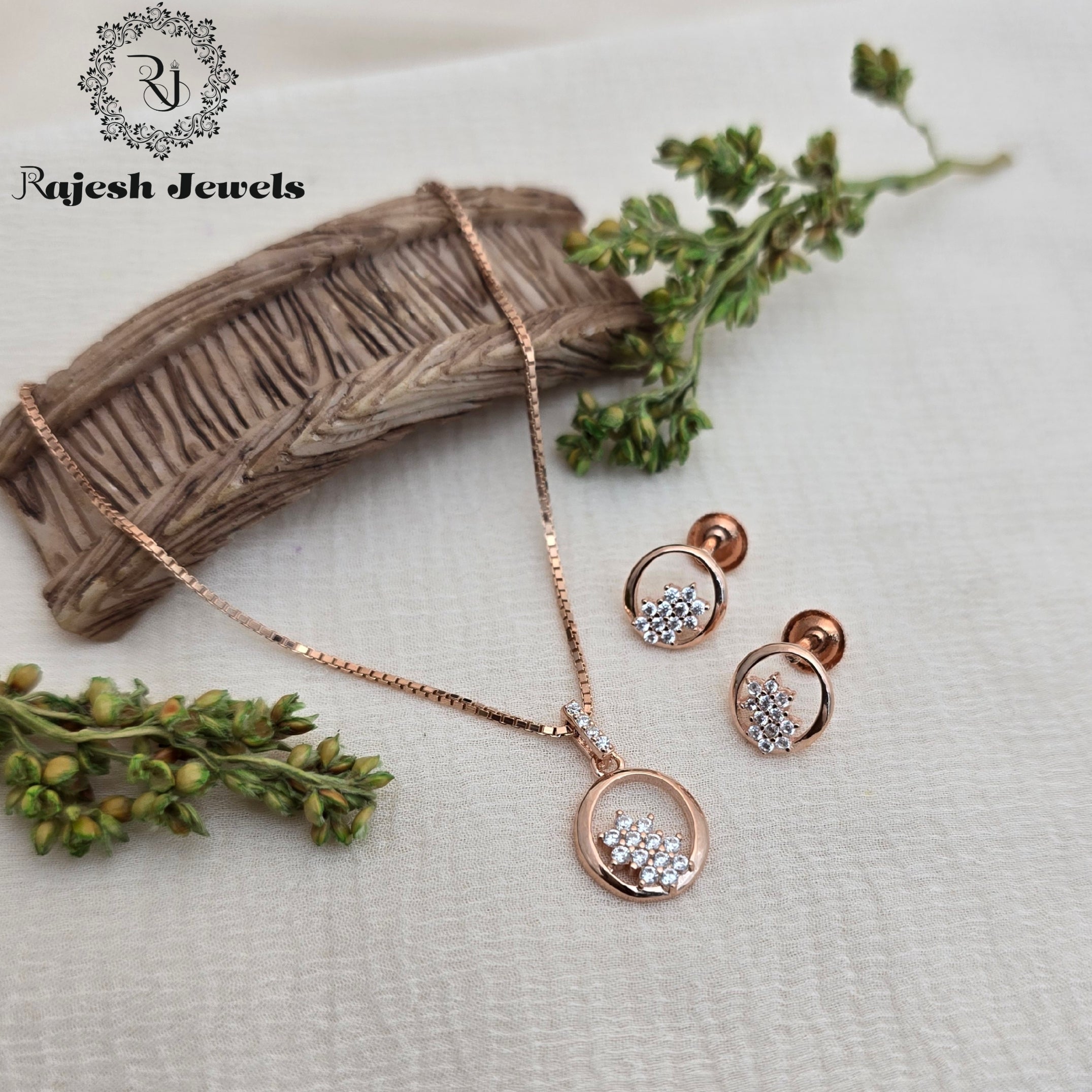Wondrous Cz Rosegold Pendant Set