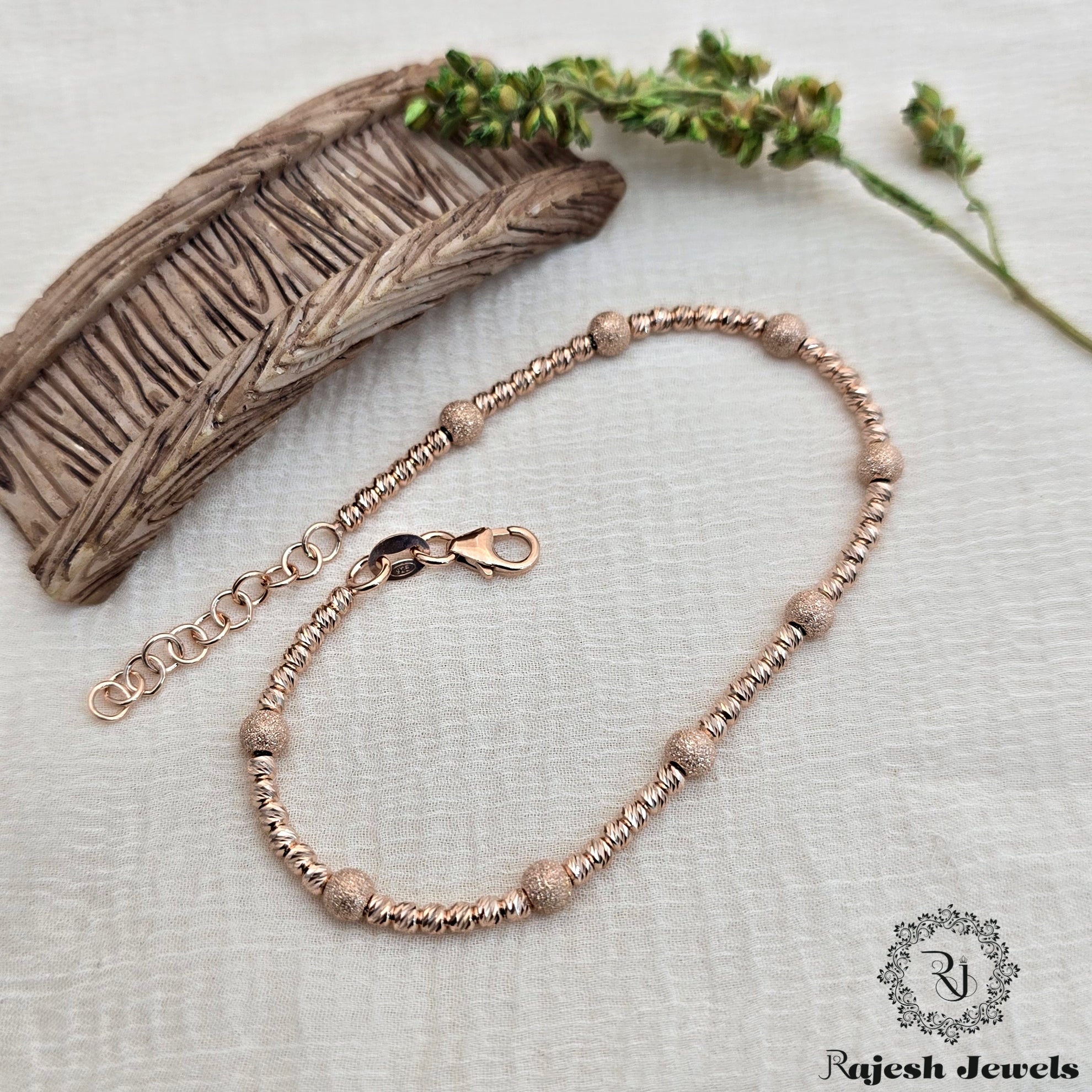Fascinating beaded Rosegold Silver Ladies Bracelet