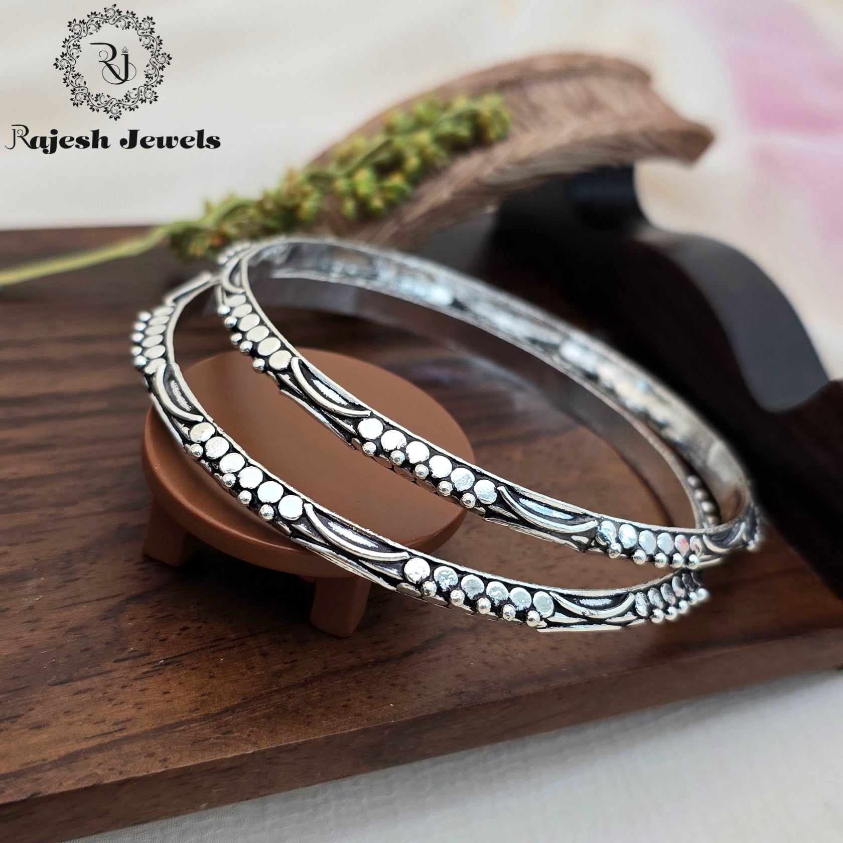 Sturdy Silver Oxidised Bangles