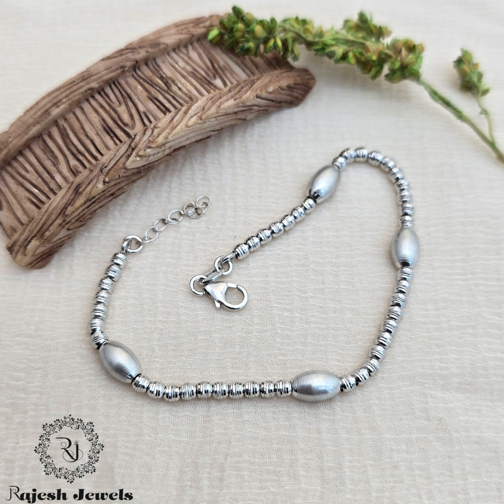 Stunning Rhodium Finish Ladies Bracelet