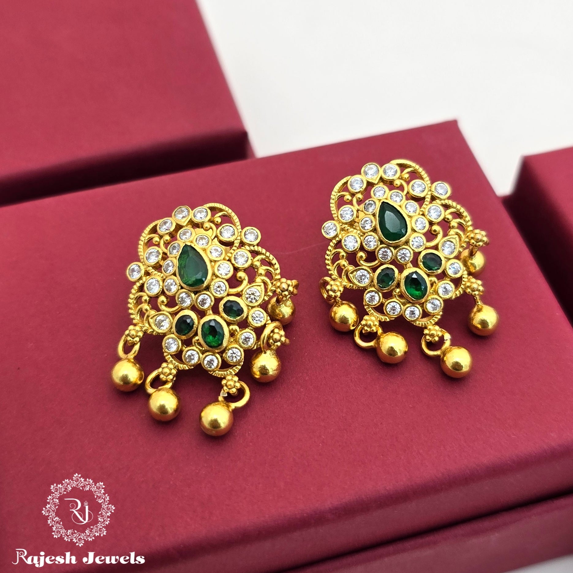 Graceful Green Silver Gold Plated Earrings