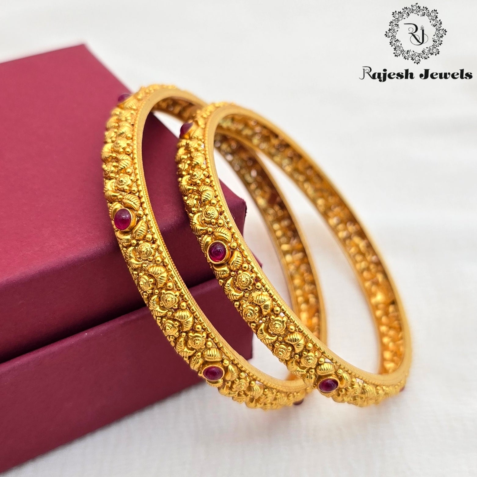 Spectacular Gold Plated Bangle Size 2.4