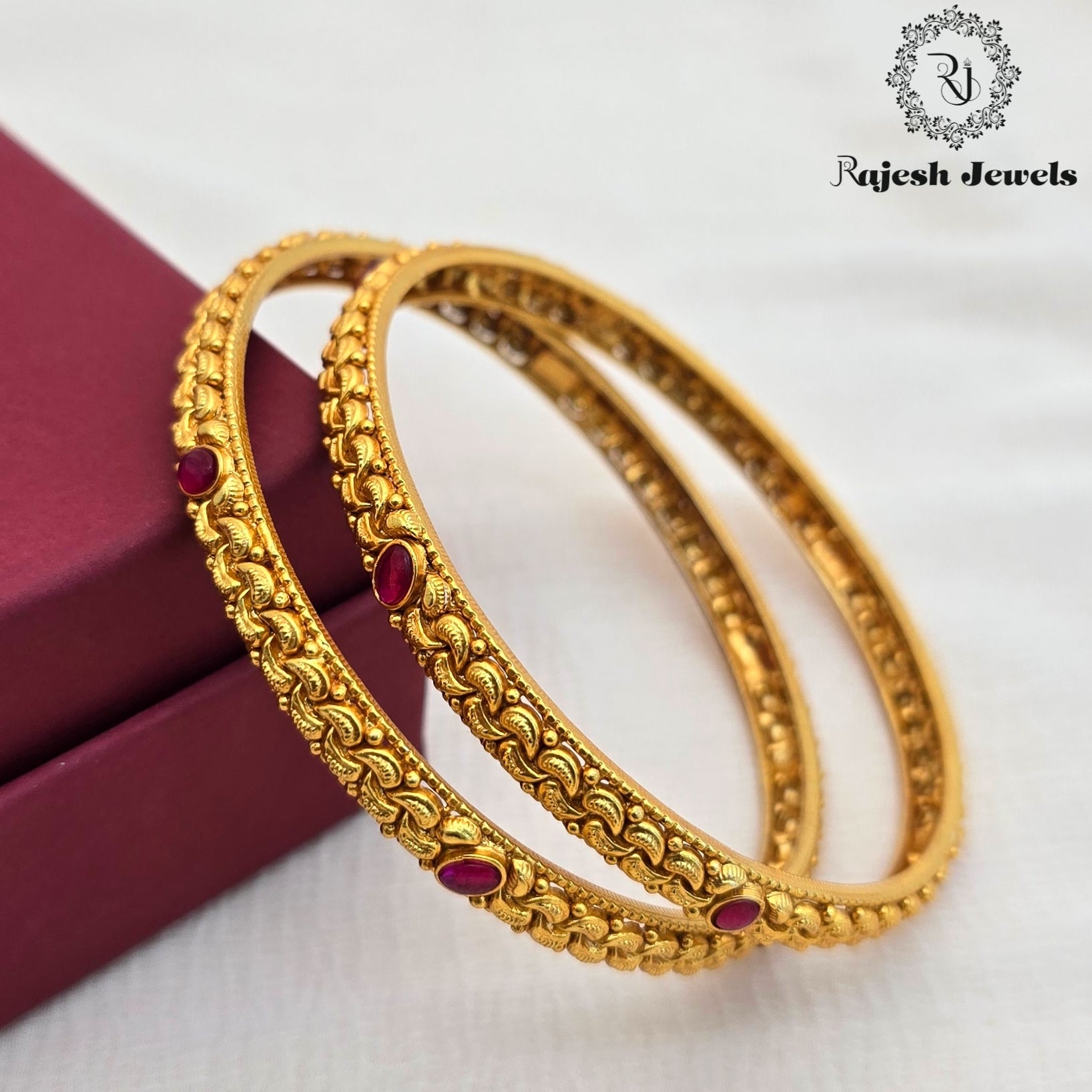 Incredible Silver Gold Plated Bangle Size 2.8