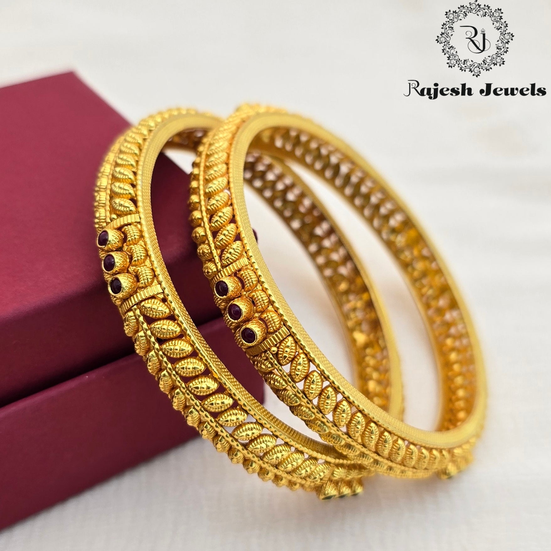 Charismatic Silver Gold Plated Bangle Size 2.6