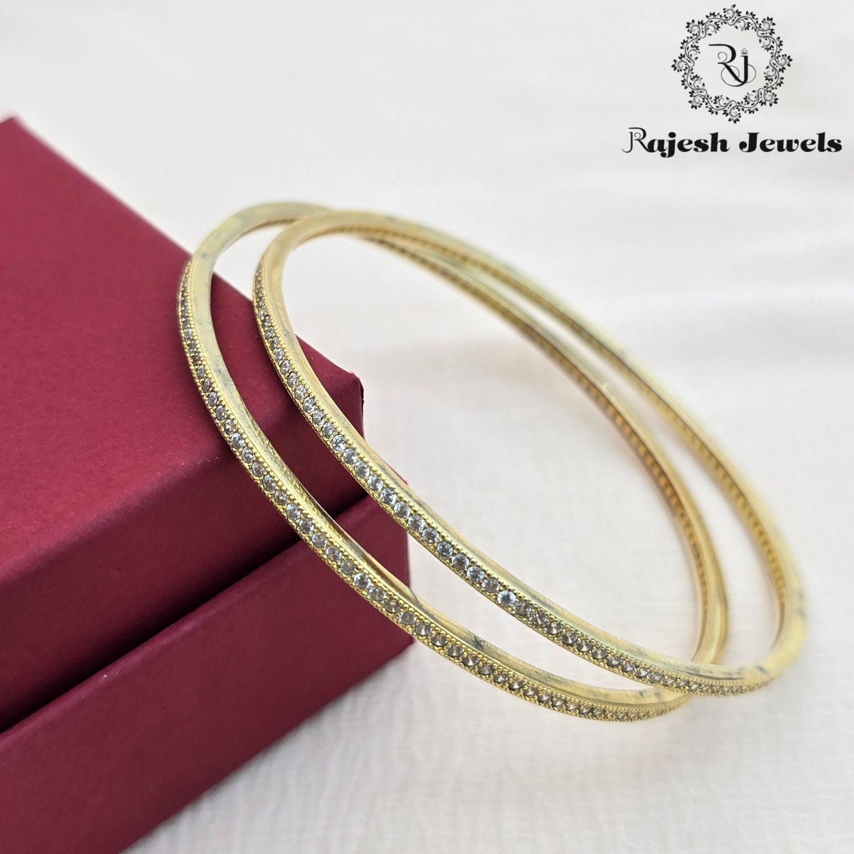 Stunning Silver Gold Plated Bangle Size 2.8