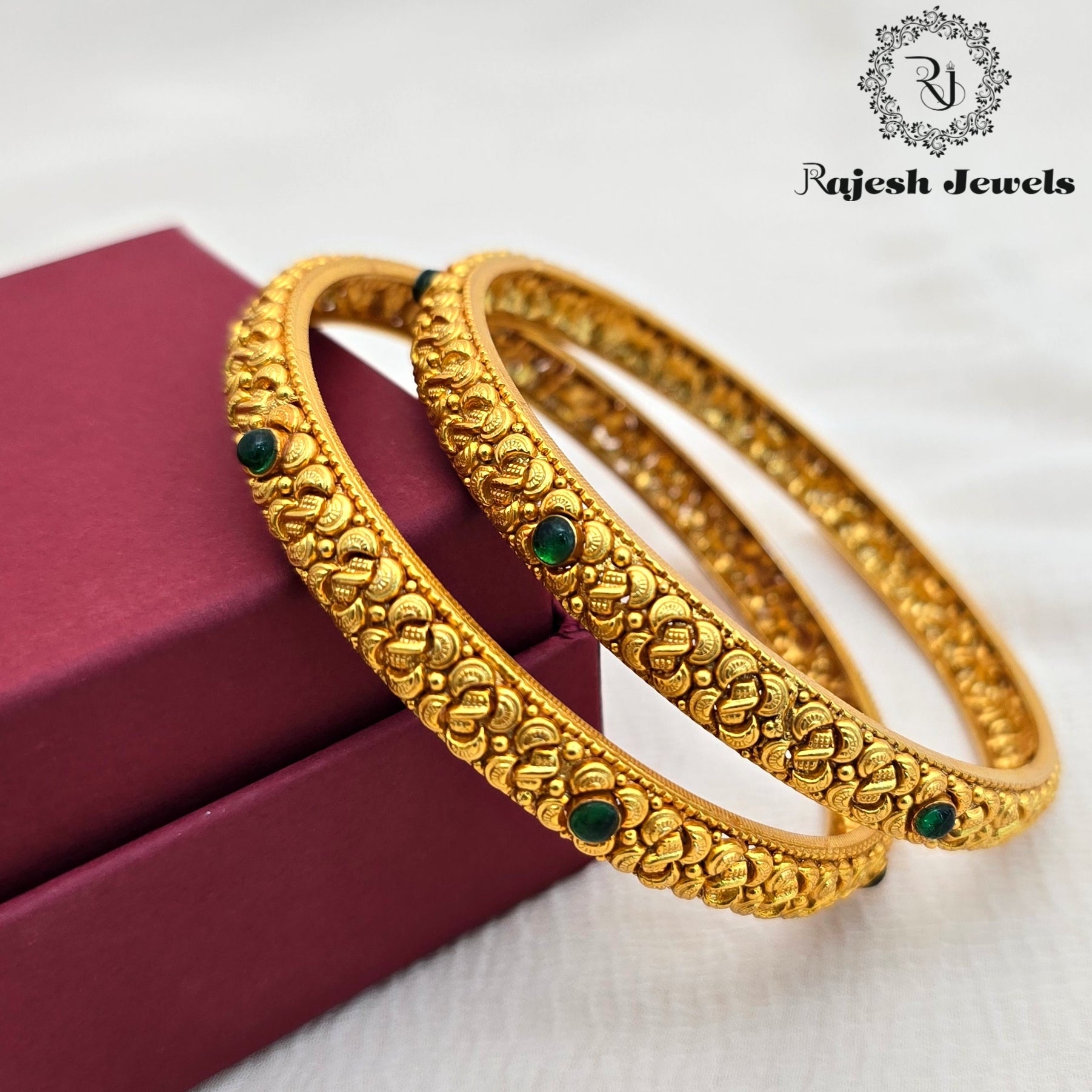 Sophisticated Silver Gold Plated Bangle Size 2.8