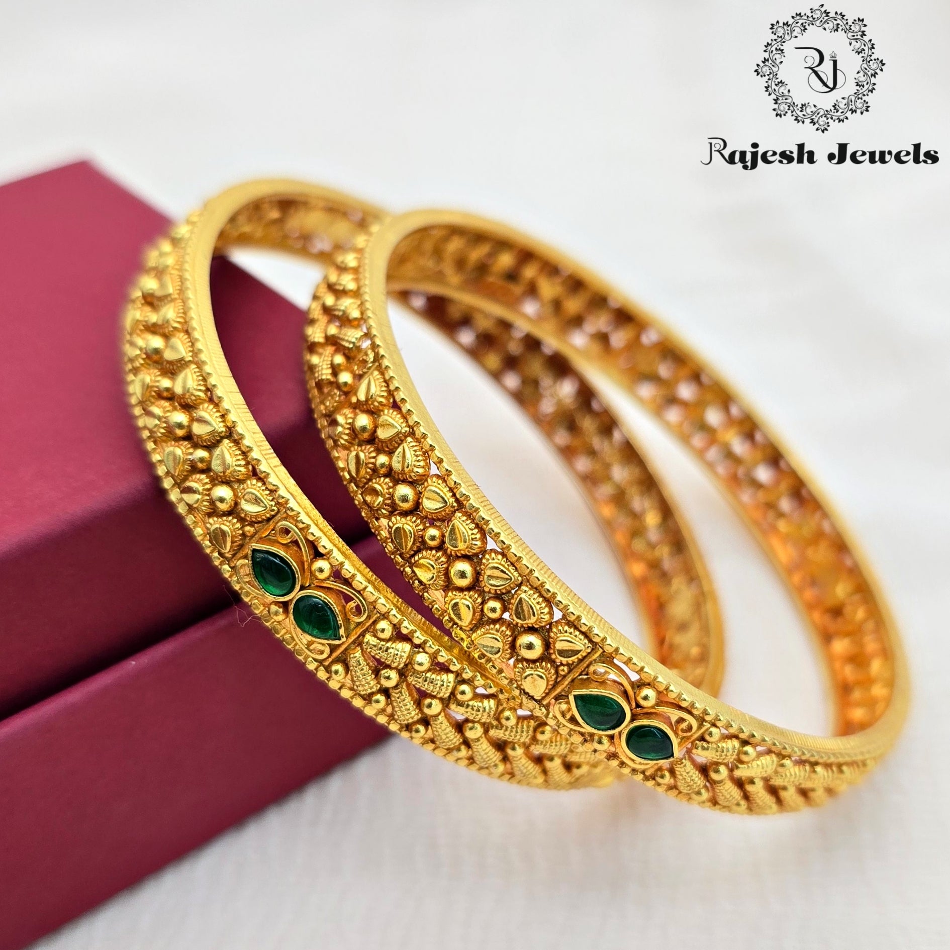 Amazing Silver Gold Plated Bangle Size 2.8