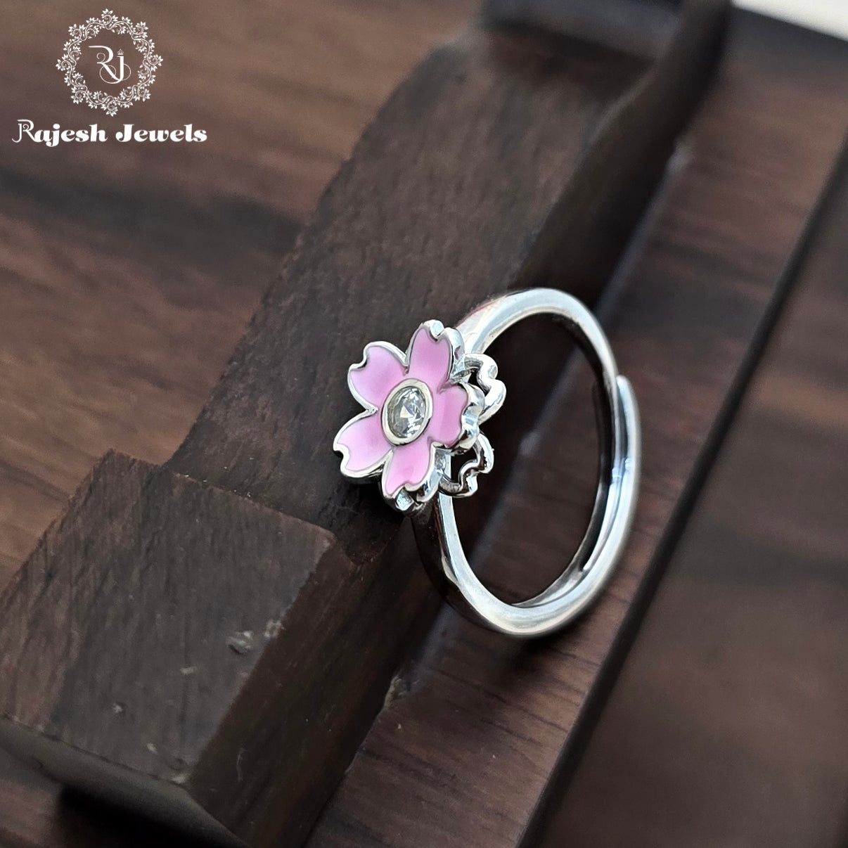 Amazing Silver Kid's Finger Ring