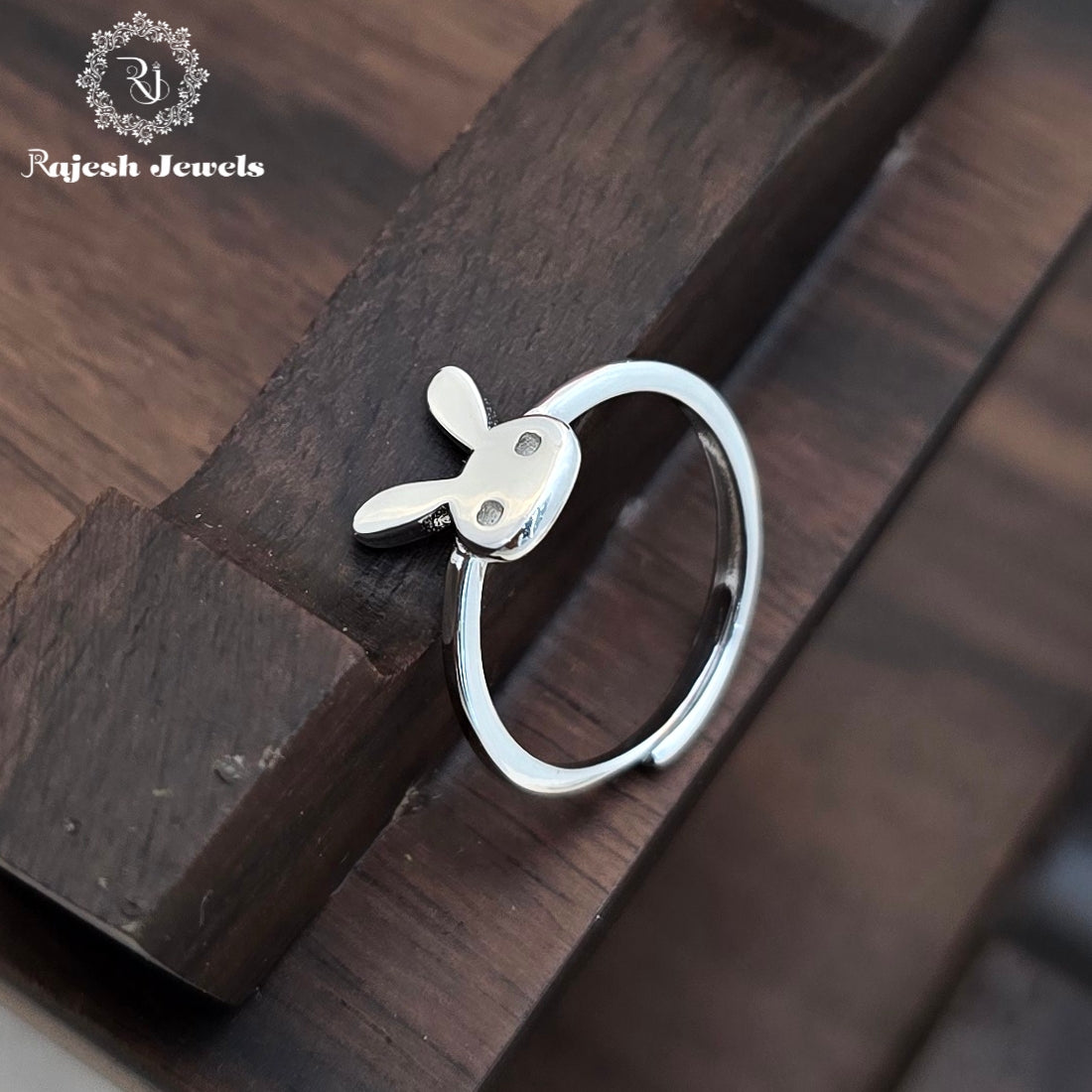 Appealing Silver Kid's Finger Ring