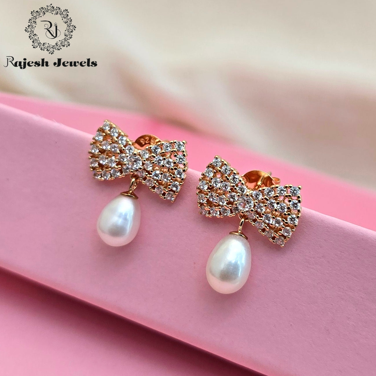 Glorified Rosegold Bow Stud Earring