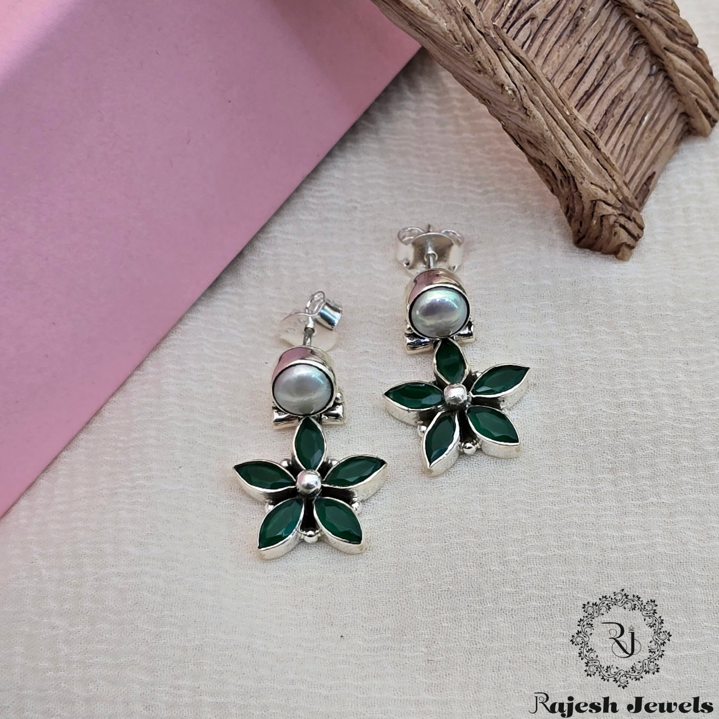 Wonderful Custone Stud Earrings
