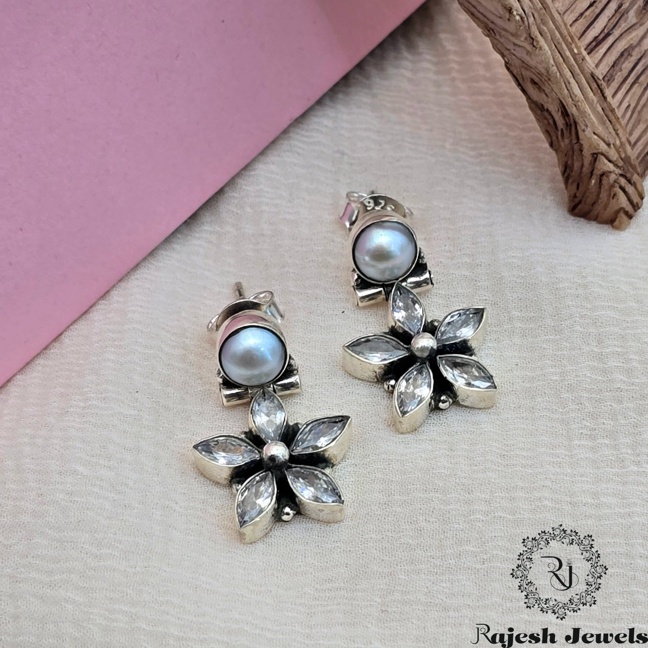 Wonderful Custone Stud Earrings