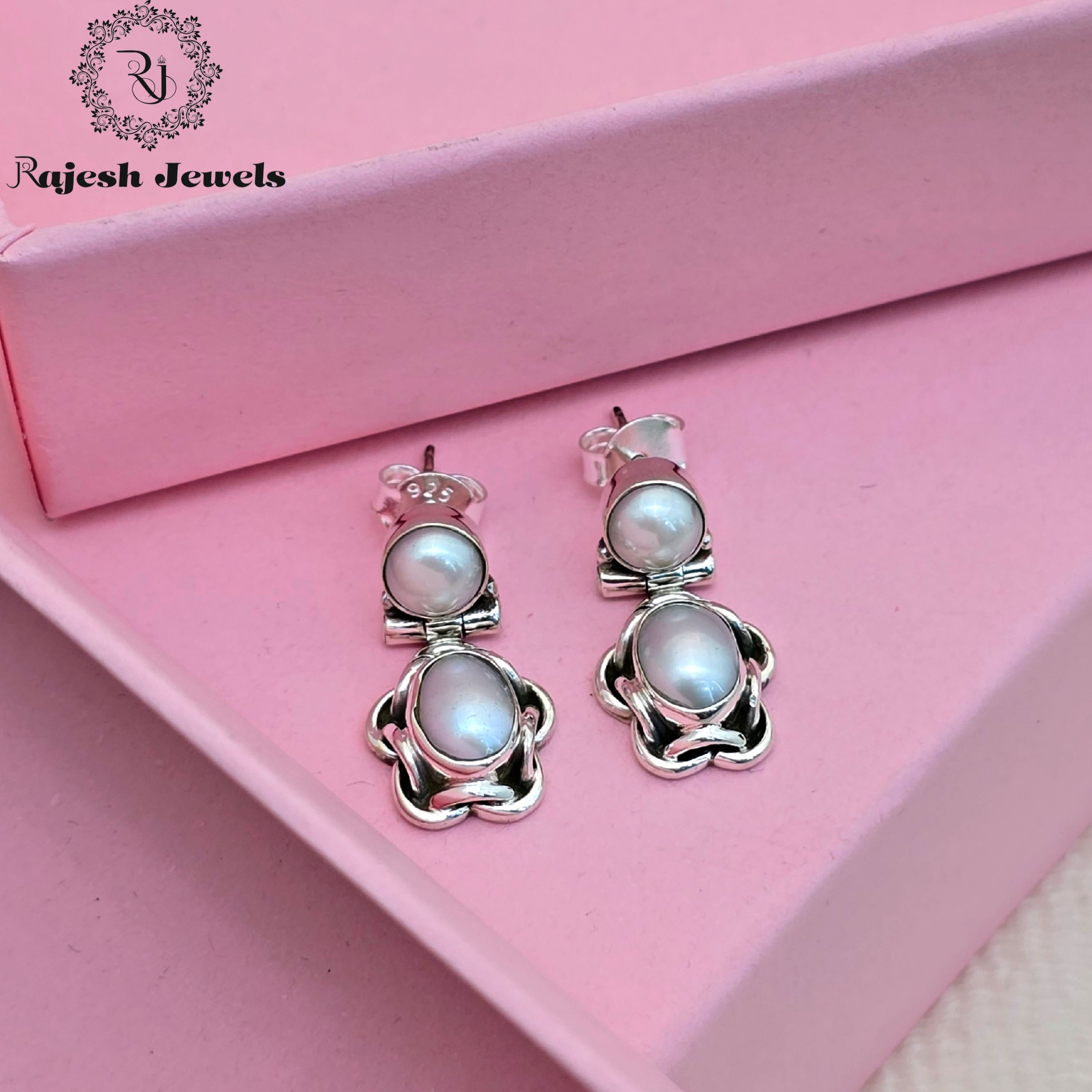 Folding Custone Stud Earrings