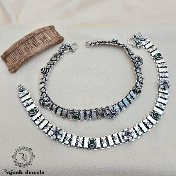 Magnificent Cutstone Silver Anklet