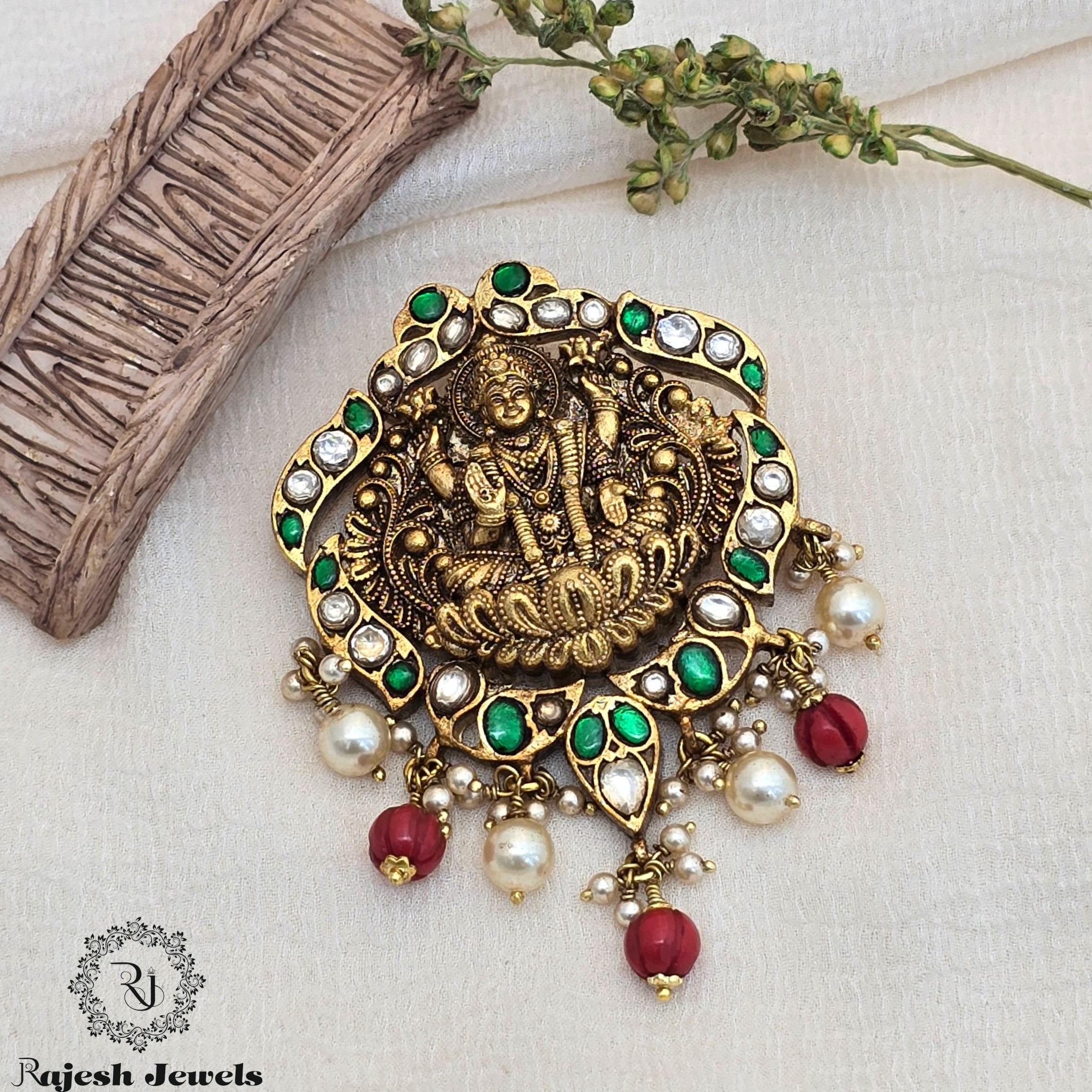 Blissful Kundan Silver Gold plated Pendant