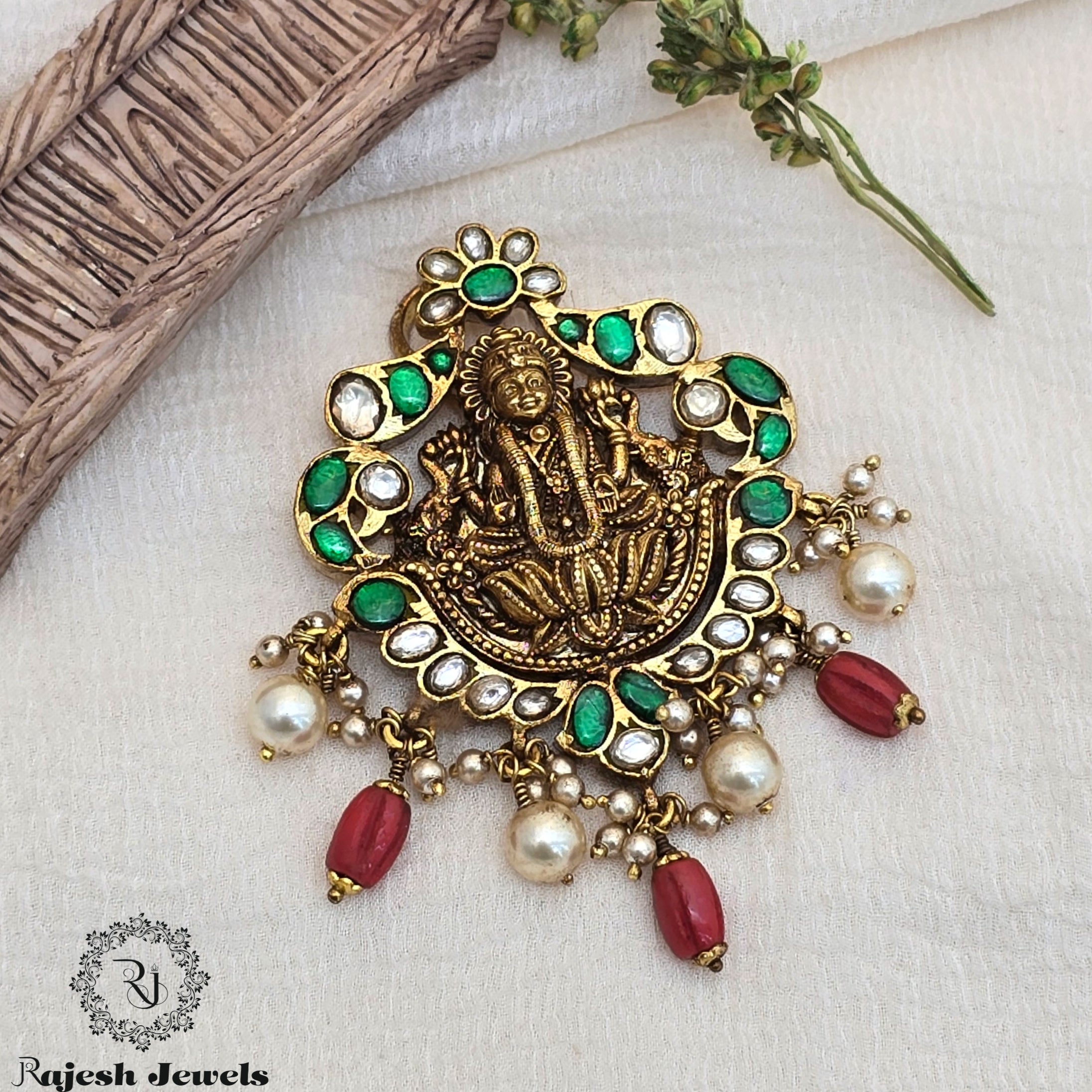 Astonishing Kundan Silver Gold  Plated Pendant