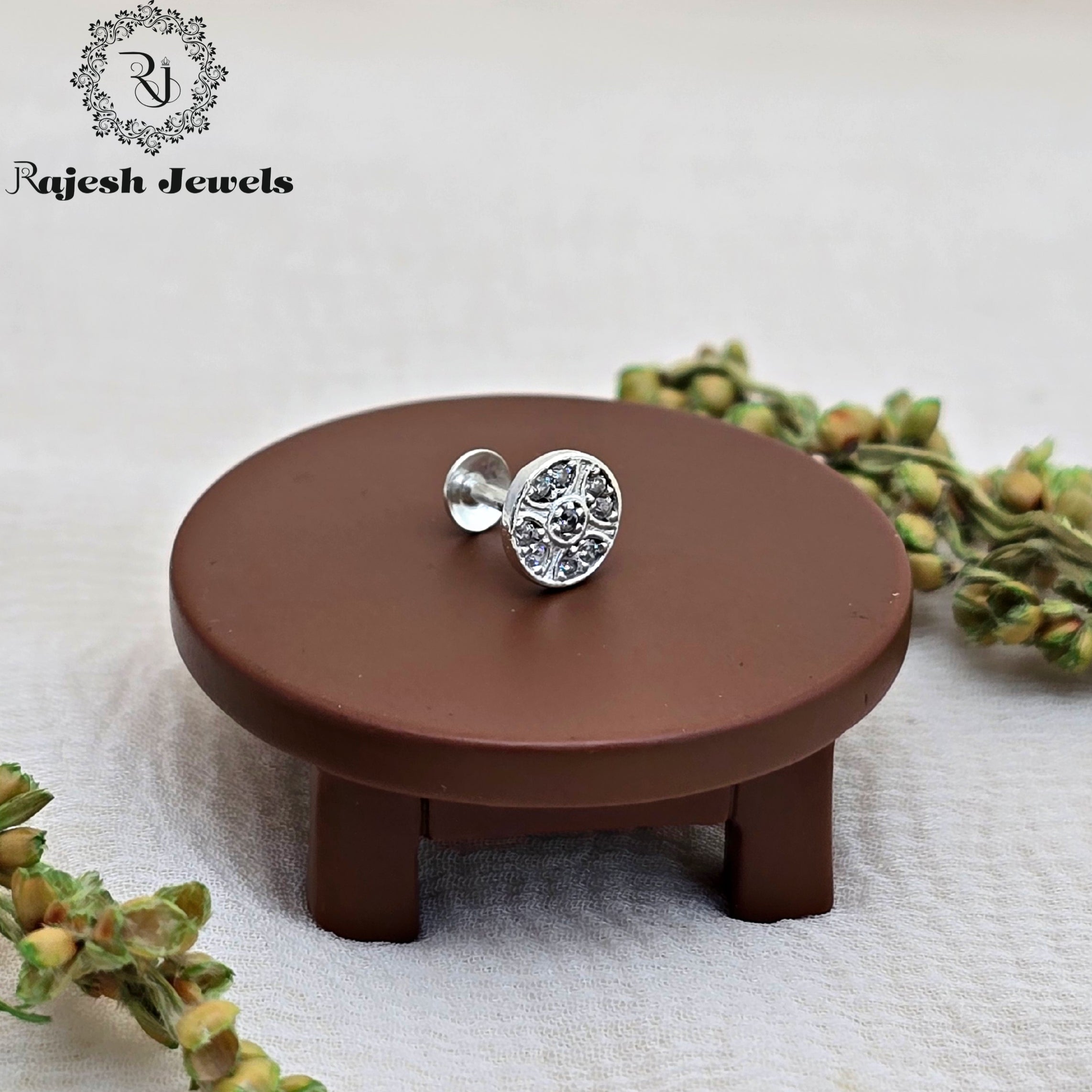 Alluring Cz Silver Nosepin