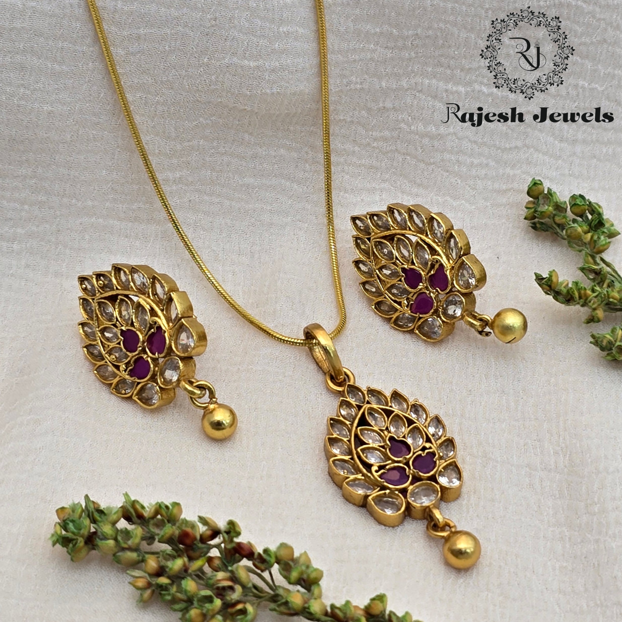 Charismatic Silver Gold Plated Pendant Set