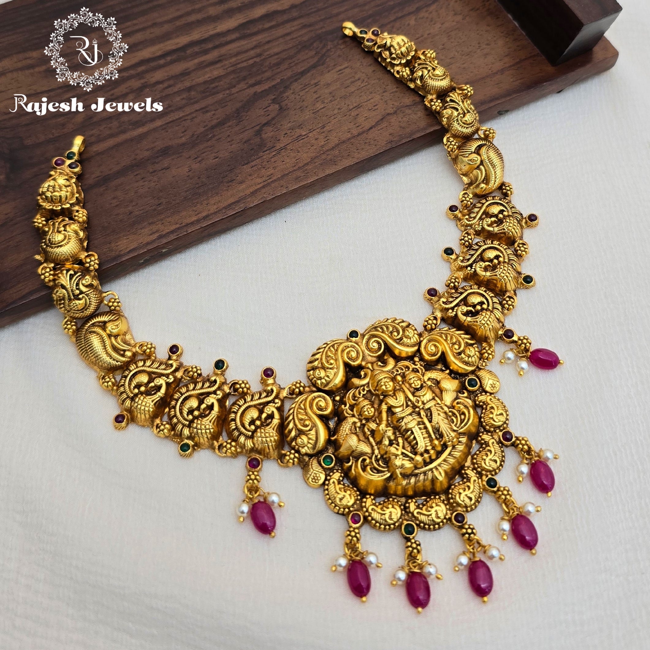Adorable Ram Darbar Necklace