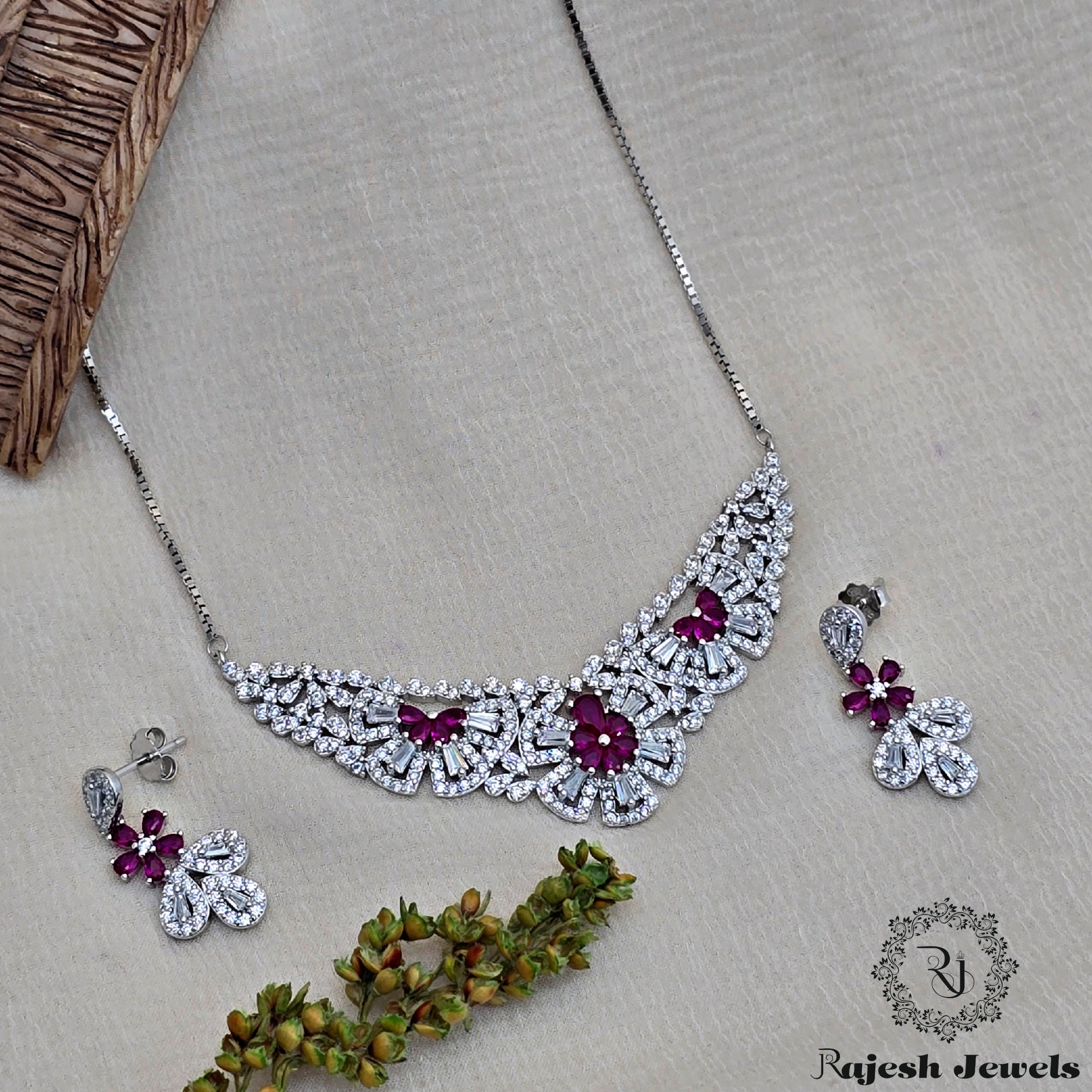 Pleasing Cz Silver Necklace