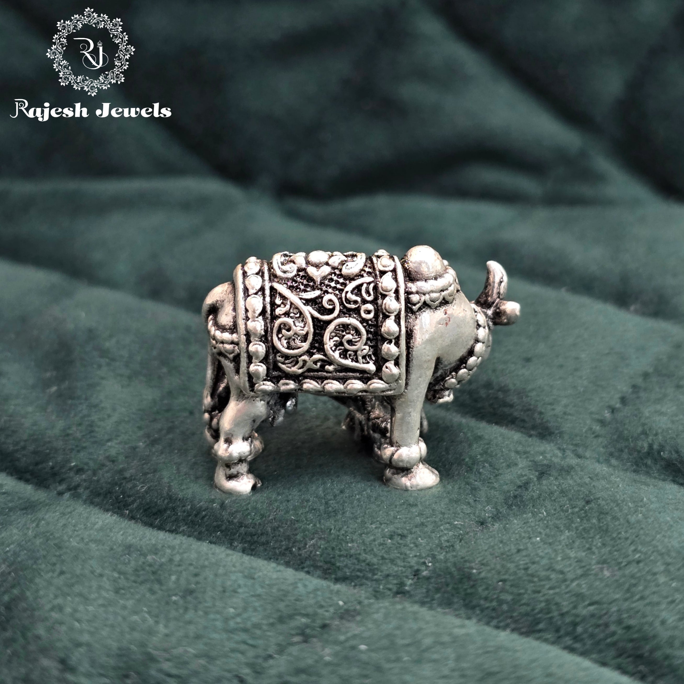 Cow & Calf Silver Articles 3D Solid Idol