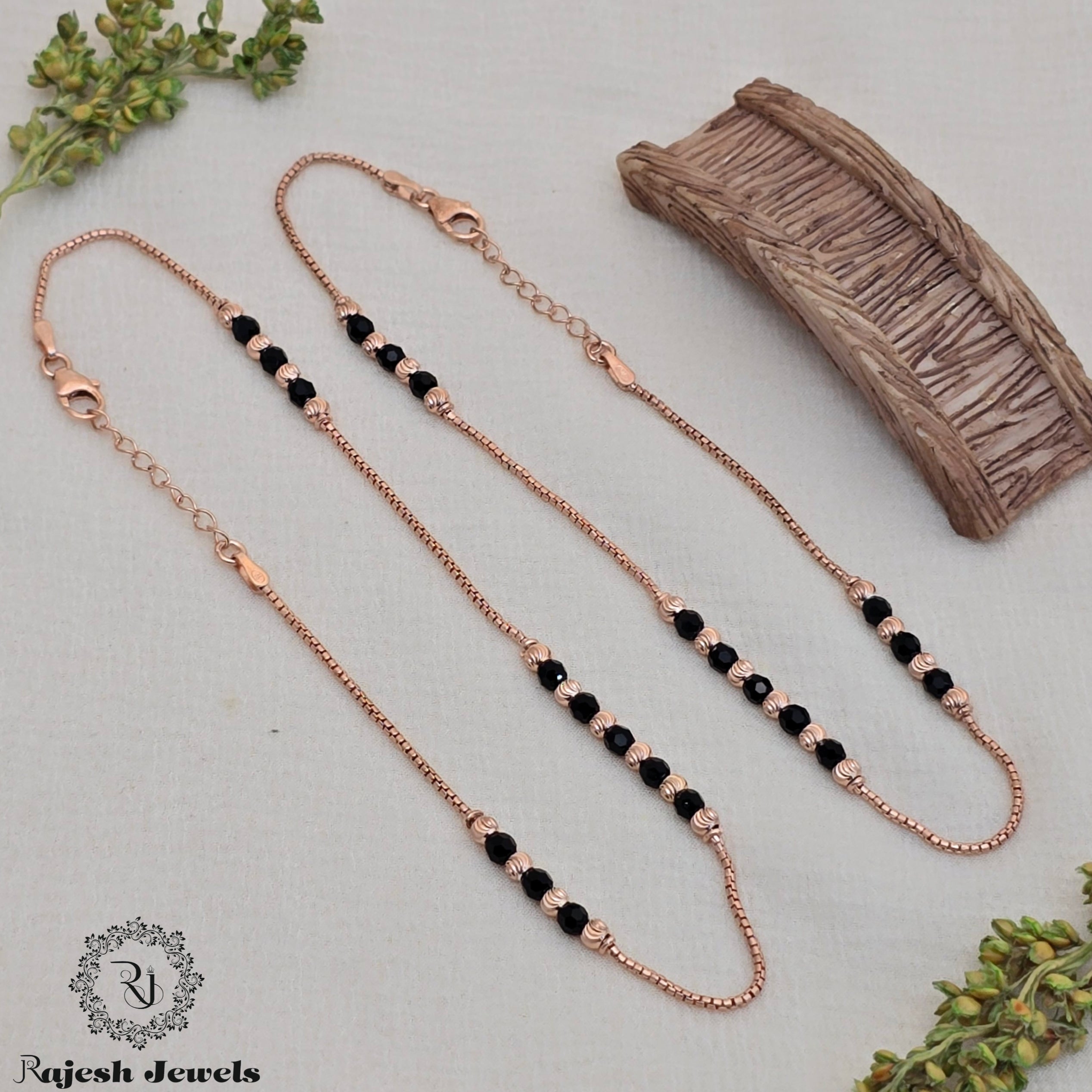 Fabulent Blackbead Rosegold Sleek Anklet