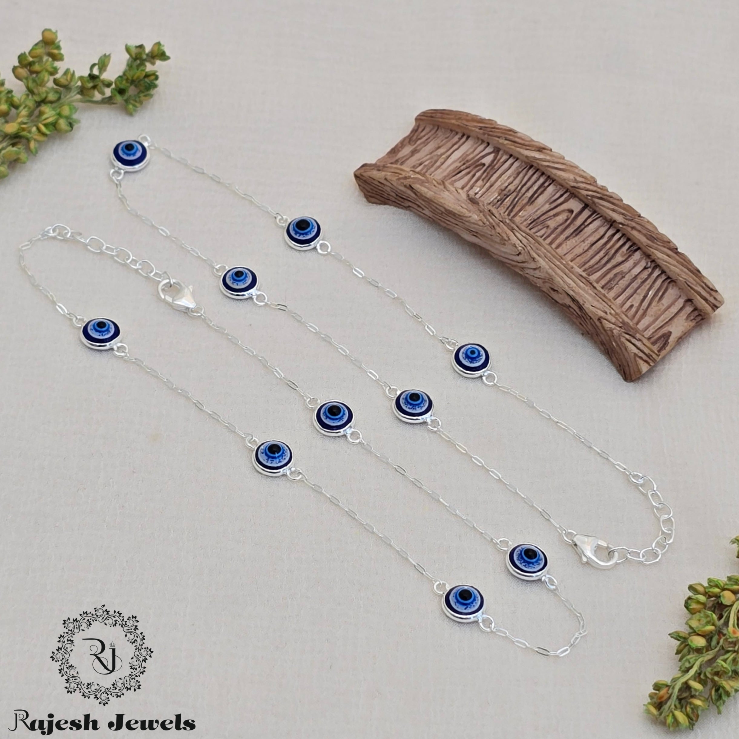 Fantastic Evil Eye Sleek Dailywear Anklet