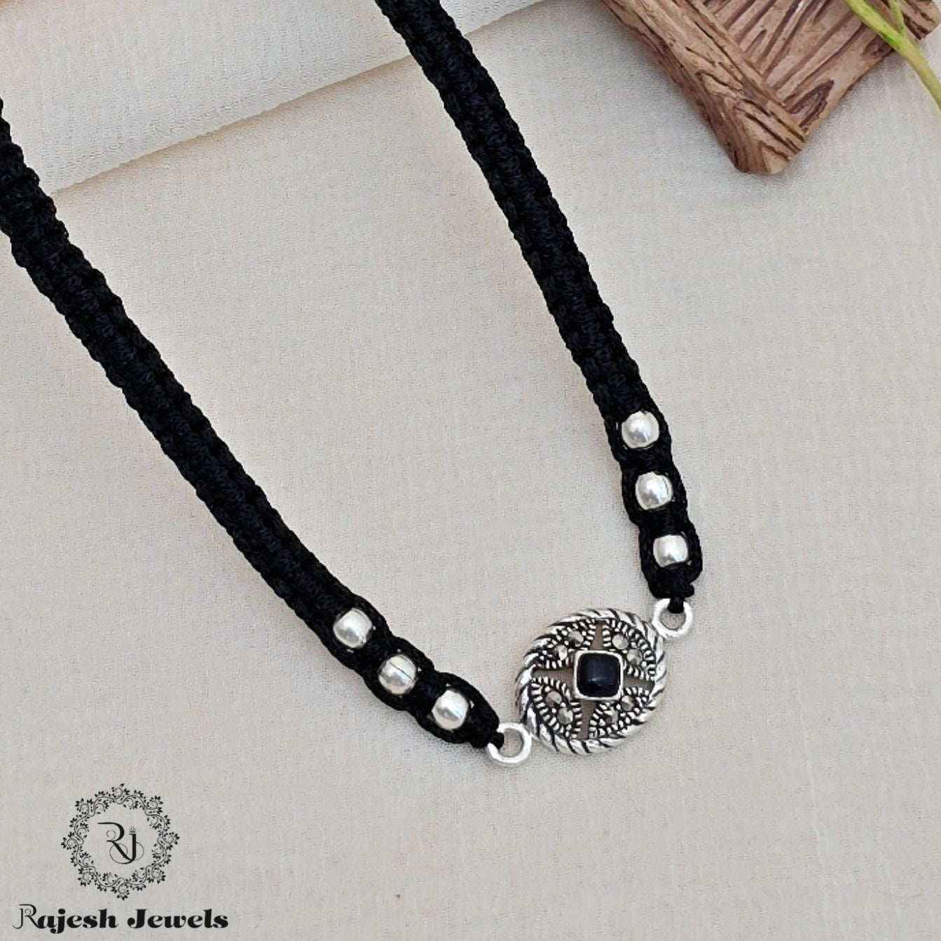 Mesmerizing Marcasite Nazariya Anklet