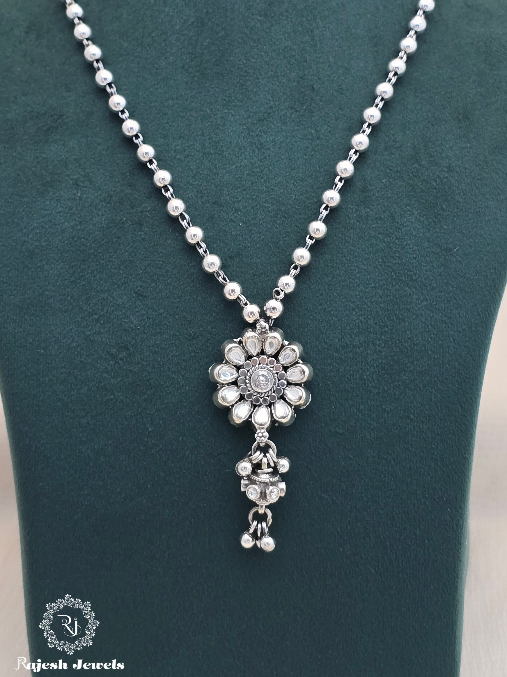 Glorified Cutstone Oxidised Necklace