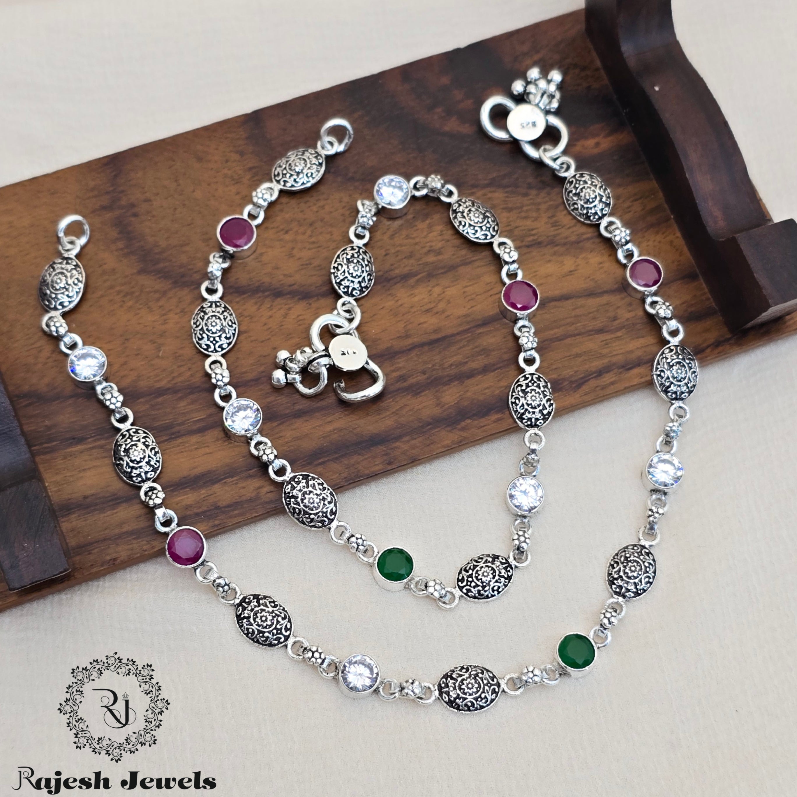 Wonderful Filigree Worked Custone Anklet