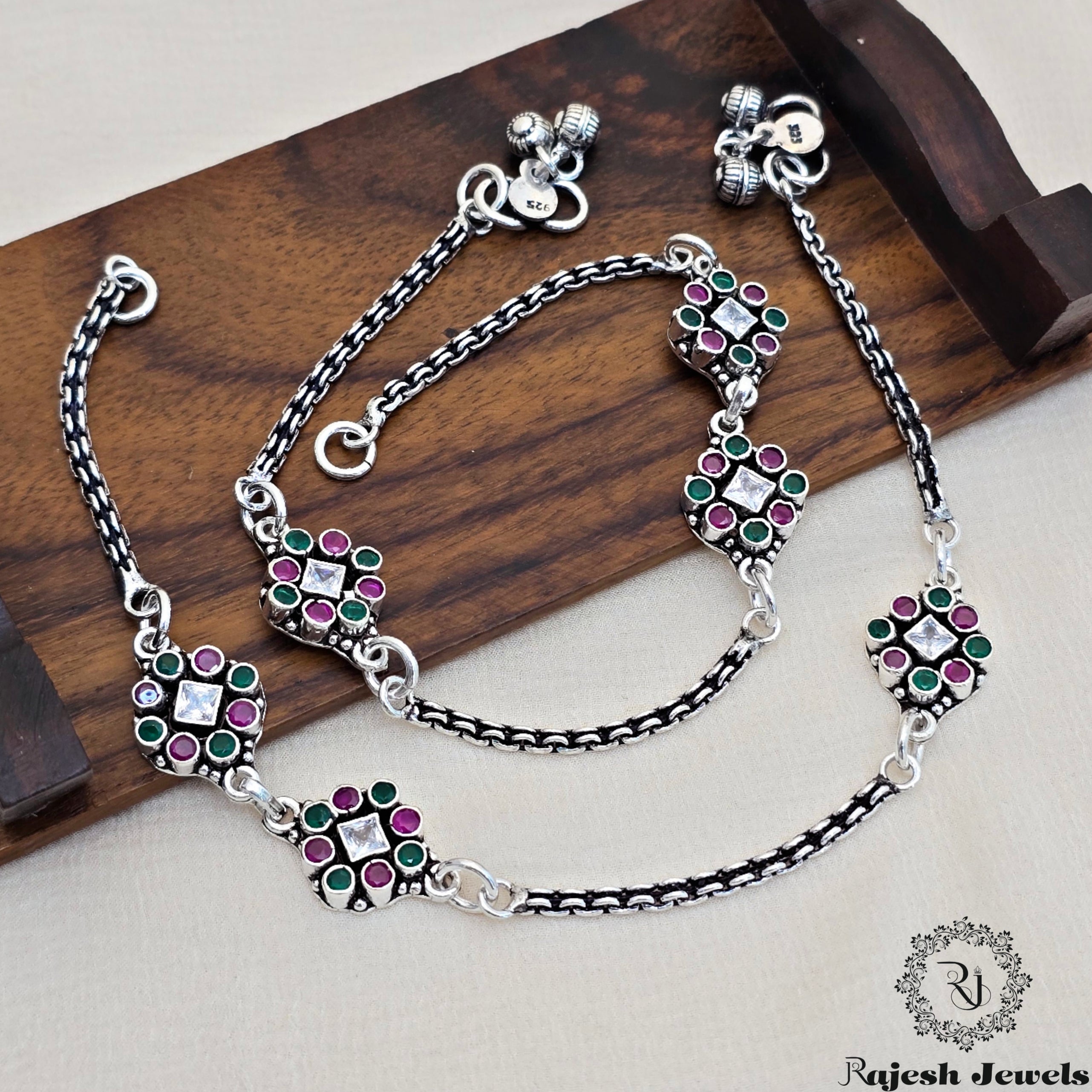 Efficient Silver Oxidised Cutstone Anklet