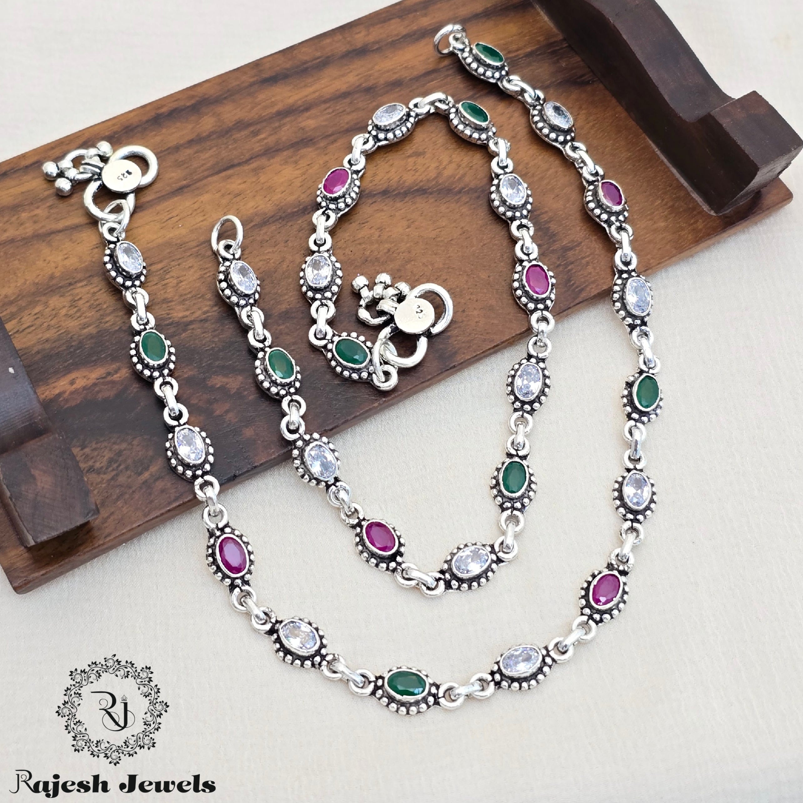 High-end Oval Shaped Cutstone Anklet