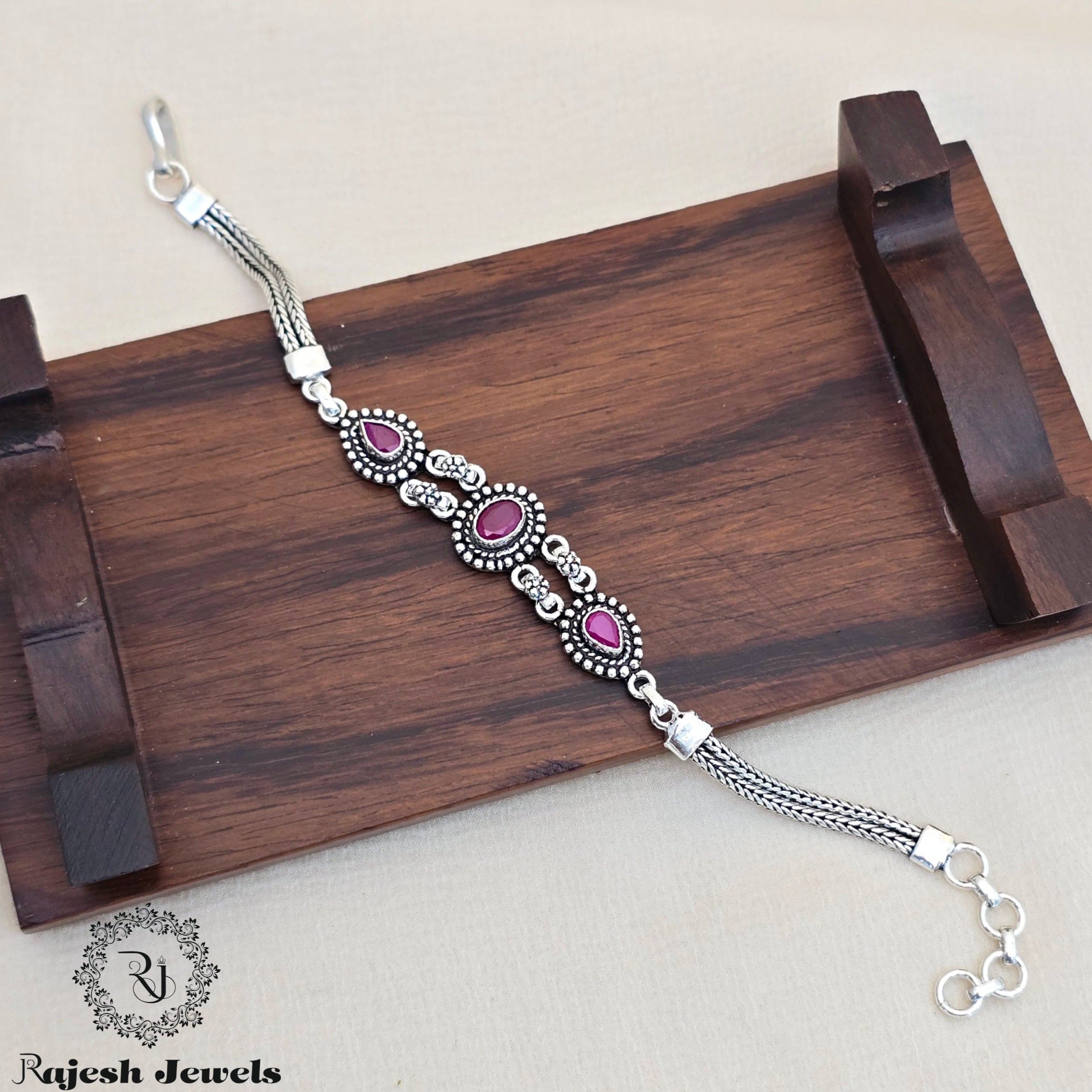 Oval Red Custone Oxidised Bracelet