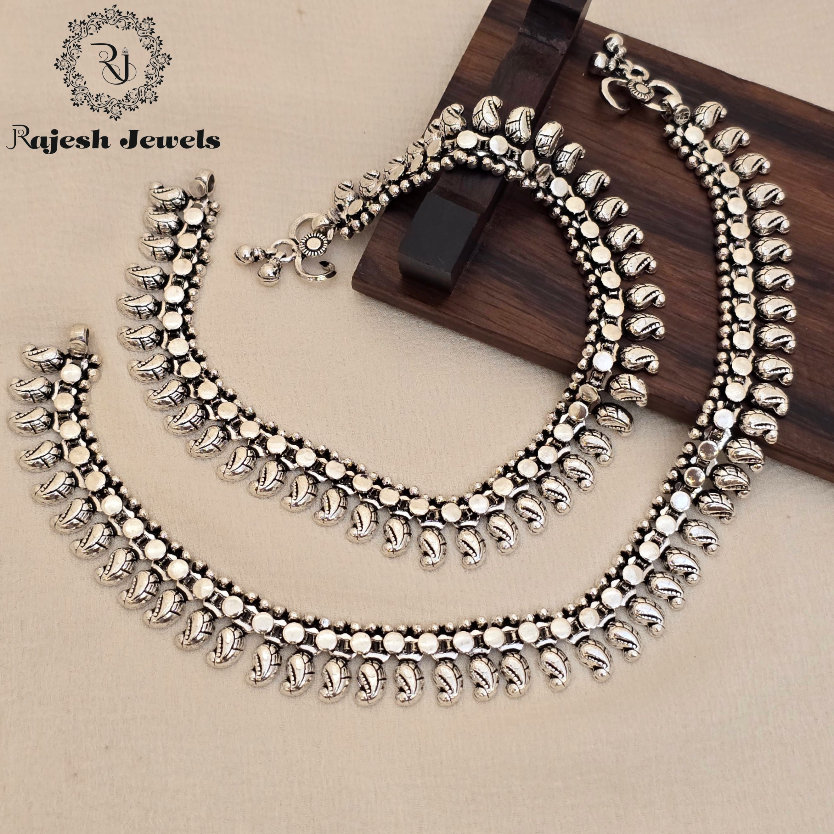 Infinite Mango Oxidised Dailywear Anklet