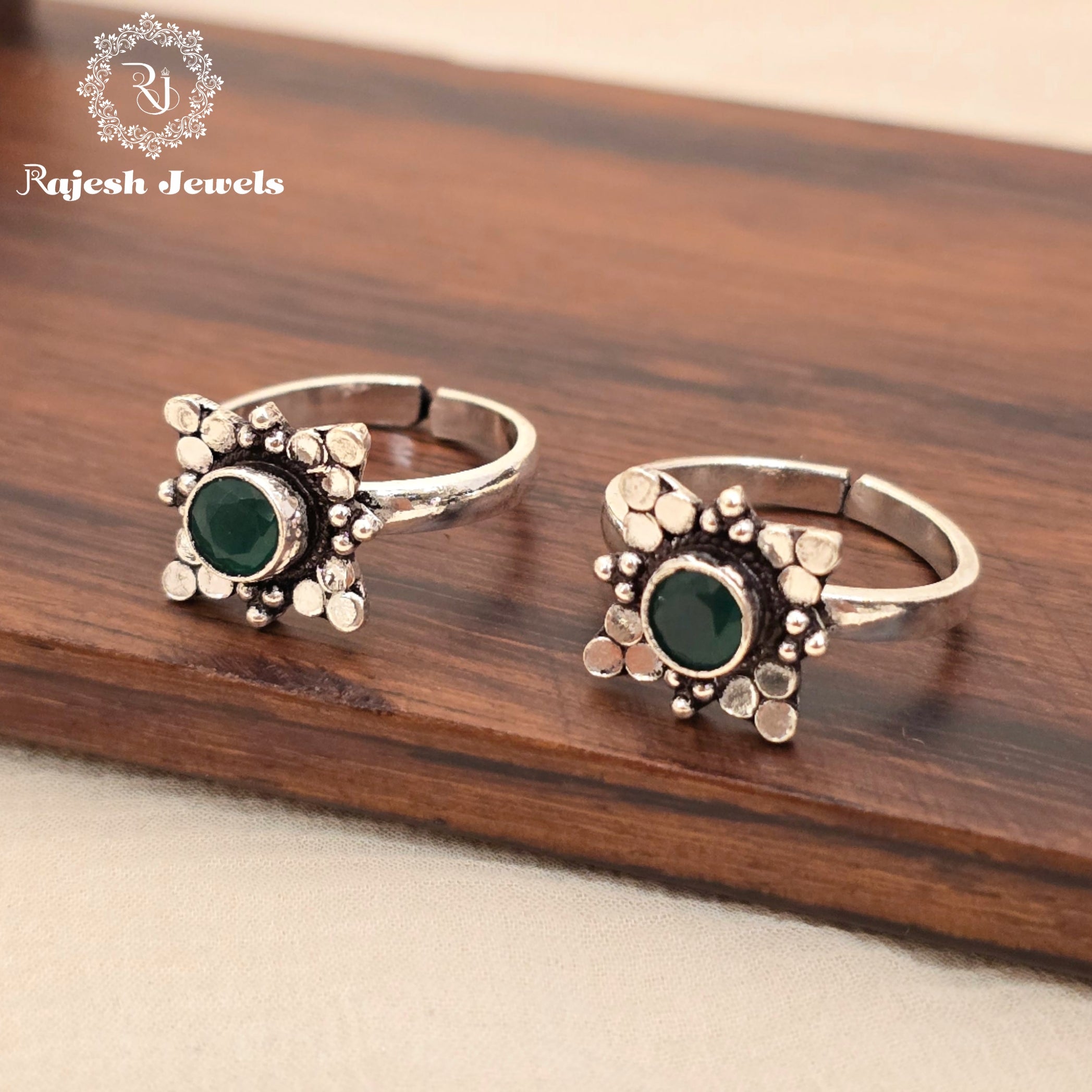 Fabulous Oxidised Cutstone Toering