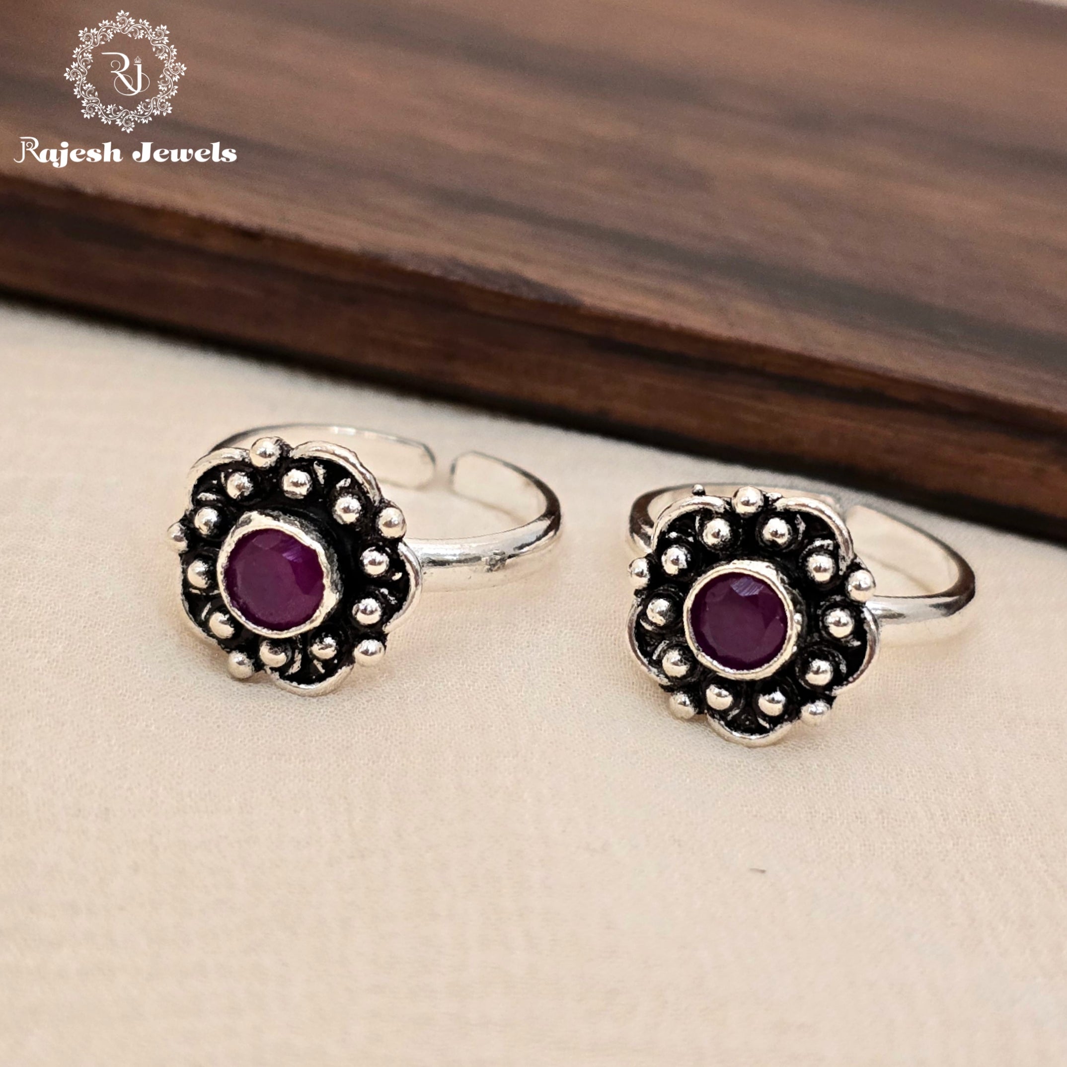 Vibrant Cutstone Oxidised Dailywear Toering