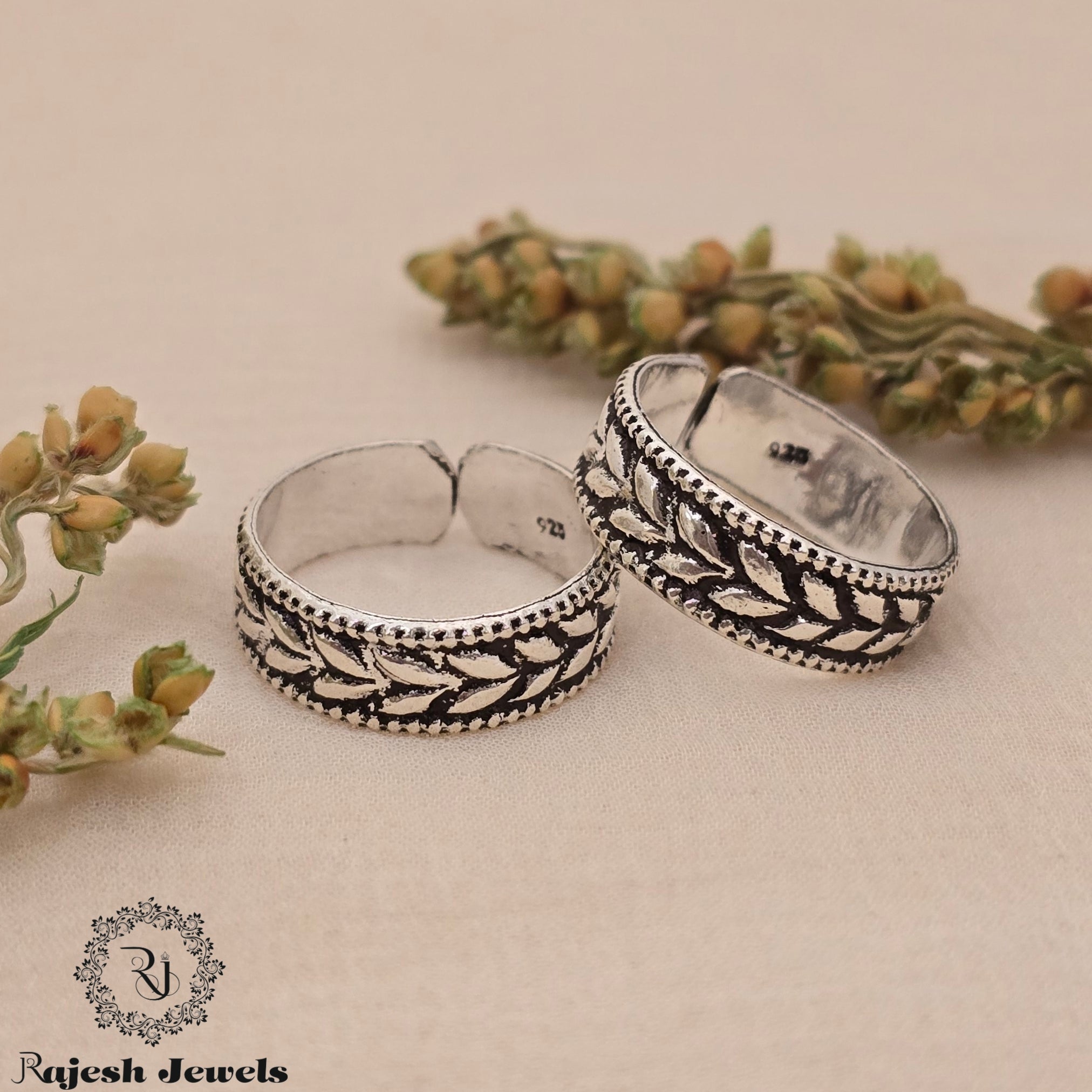 Leafy Oxidised Band Dailywear Toering